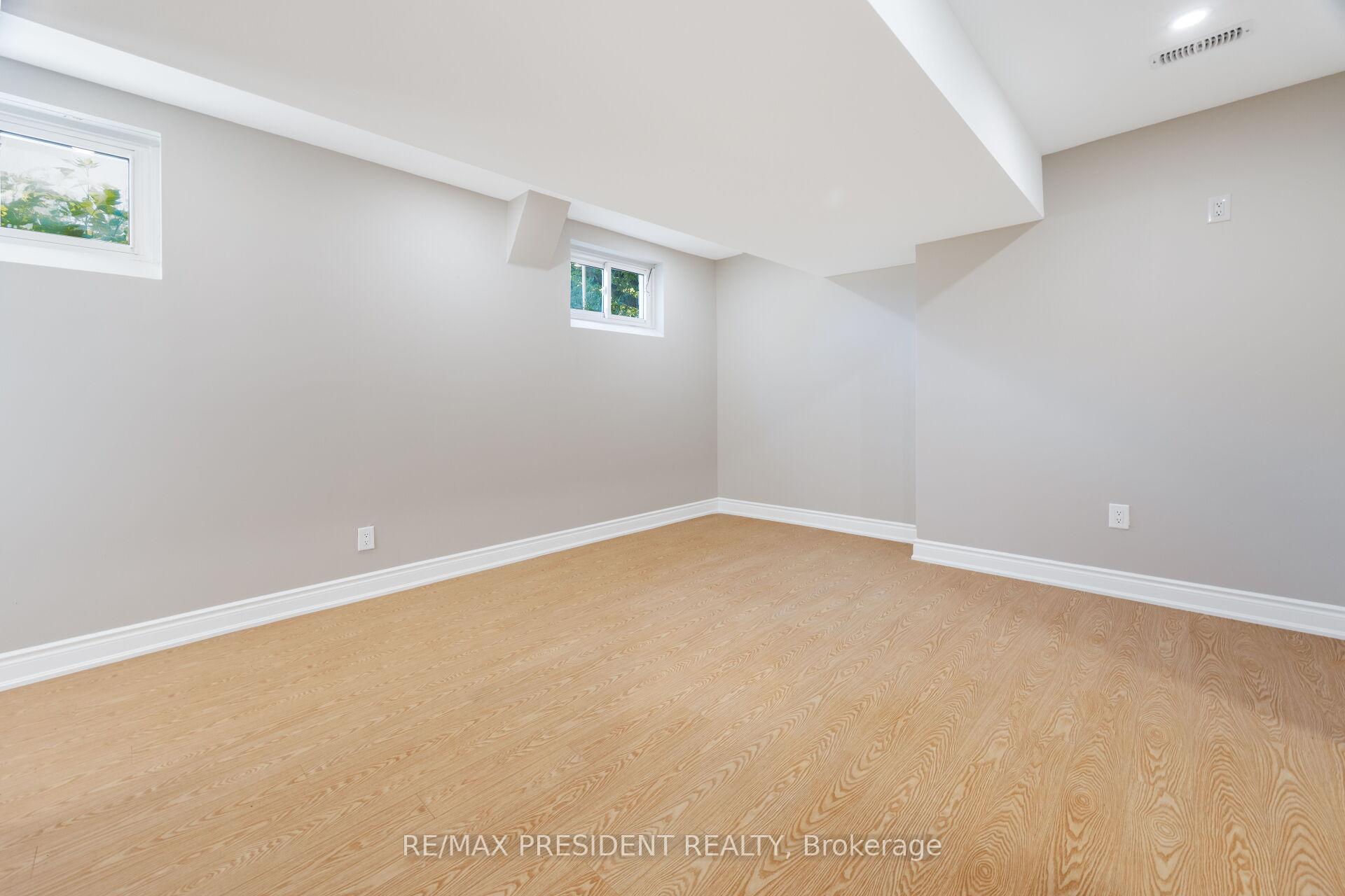 Photo 34 of 2420 Edenhurst Drive, Mississauga, Cooksville — HOMEH