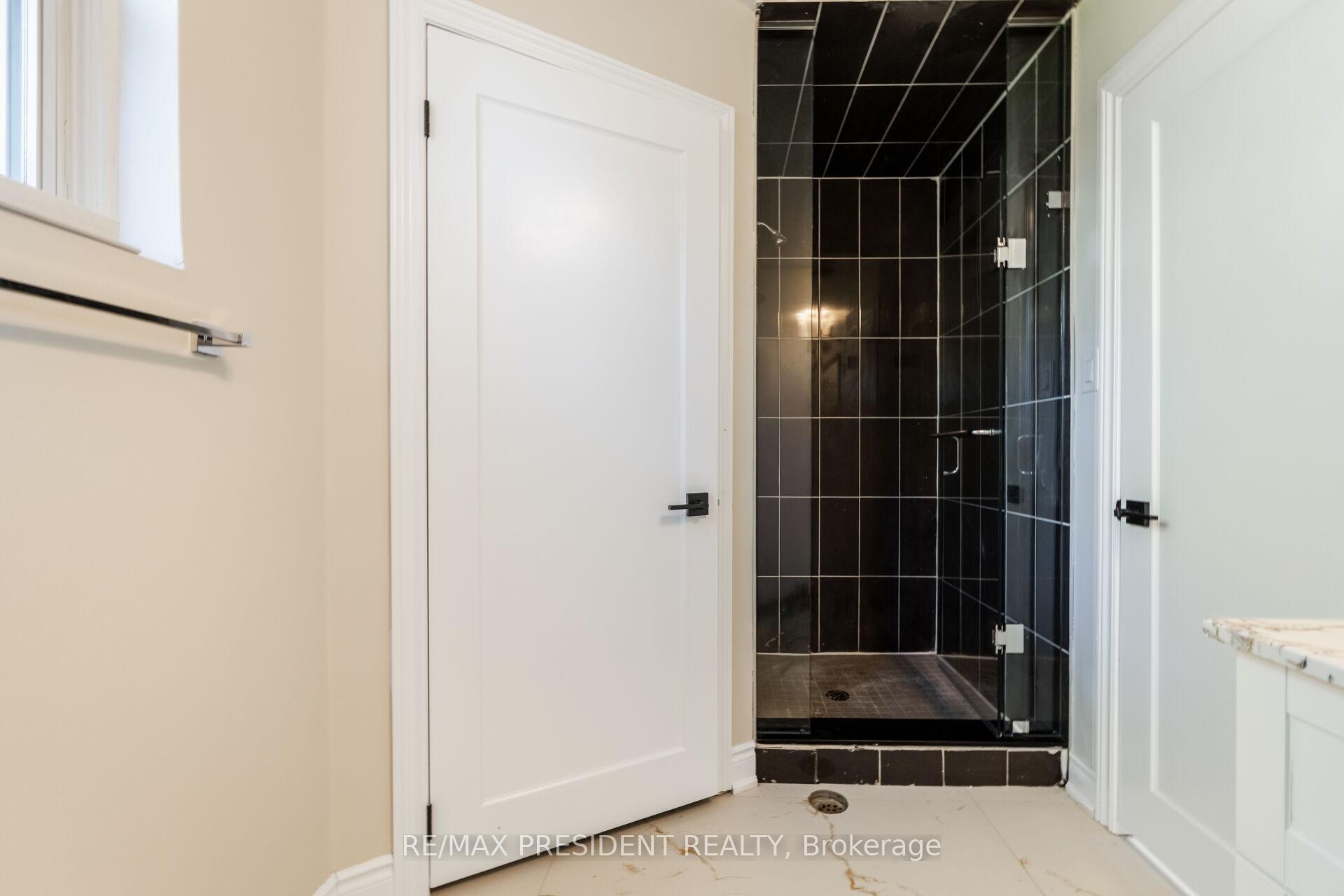 Photo 40 of 2420 Edenhurst Drive, Mississauga, Cooksville — HOMEH