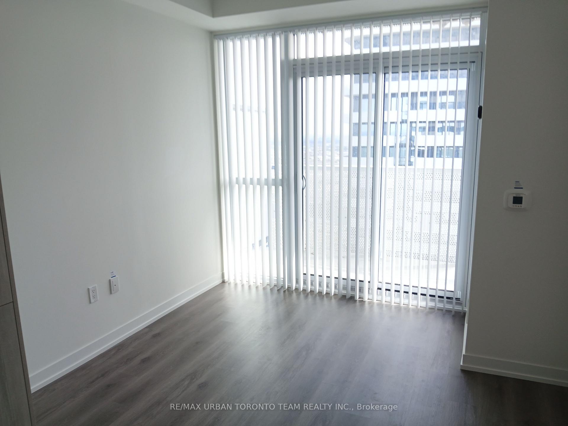 Photo 5 of Unit 6001, 225 Commerce Street, Vaughan, Vaughan Corporate Centre — HOMEH