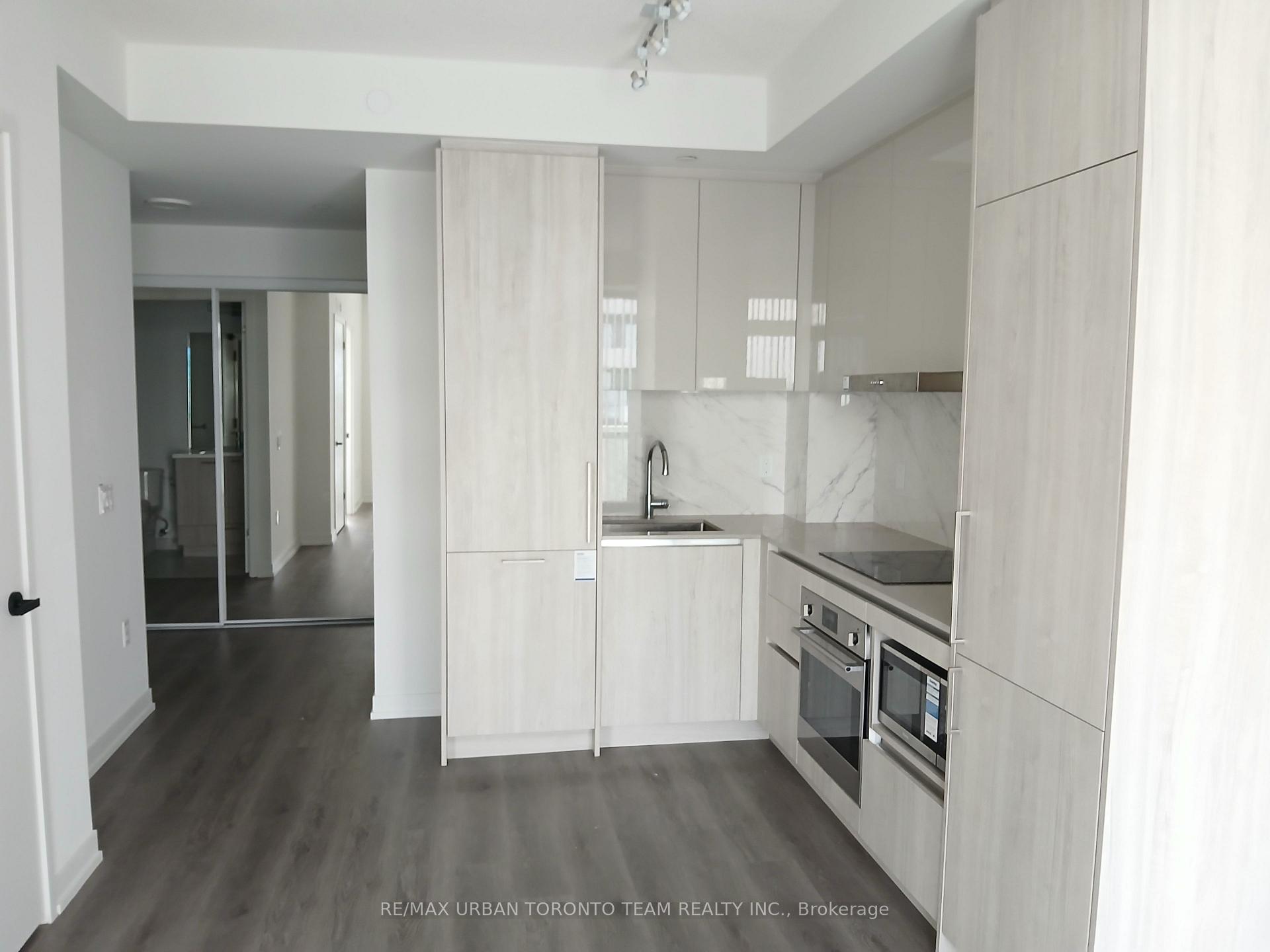 Photo 7 of Unit 6001, 225 Commerce Street, Vaughan, Vaughan Corporate Centre — HOMEH
