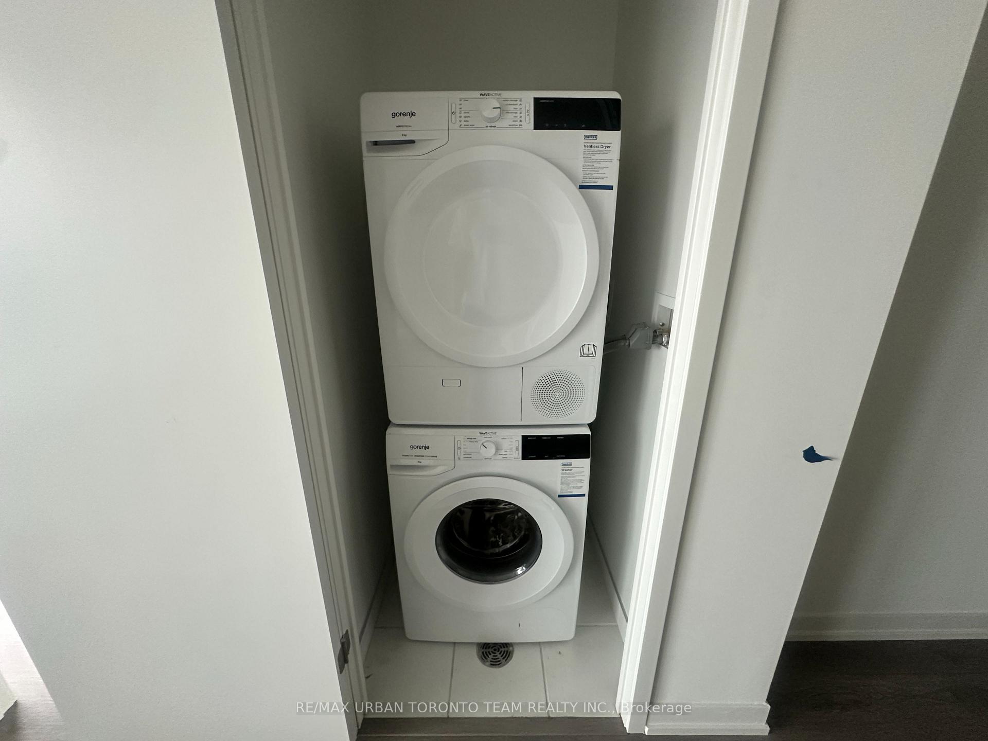 Photo 17 of Unit 6001, 225 Commerce Street, Vaughan, Vaughan Corporate Centre — HOMEH