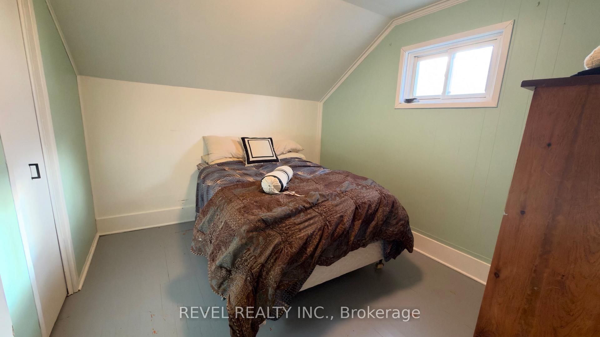 Photo 17 of 114 Circle Place, Iroquois Falls — HOMEH