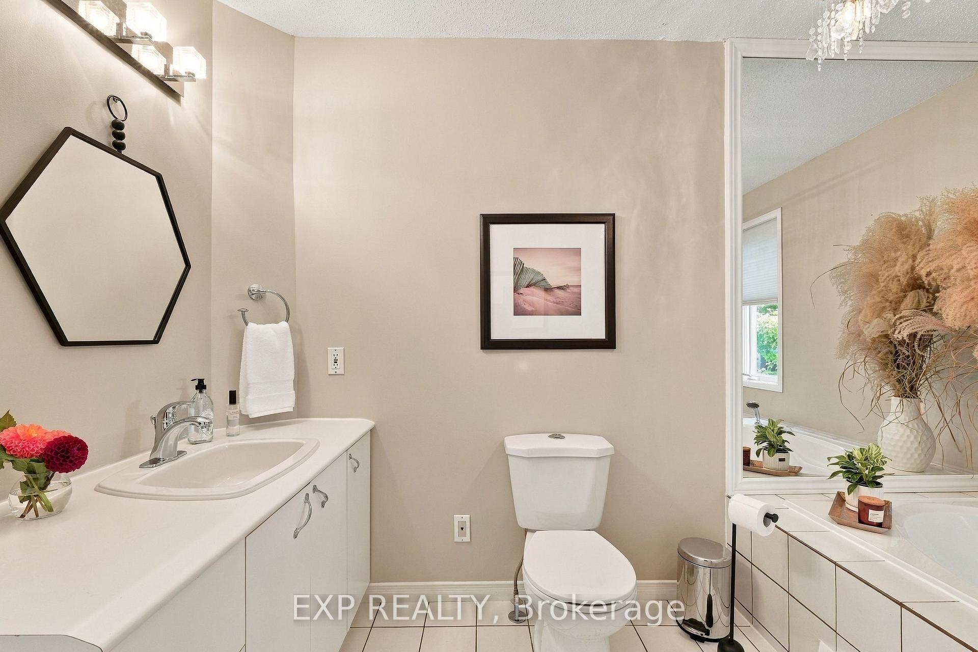 Photo 20 of 47 Albert Street, Russell, Embrun — HOMEH