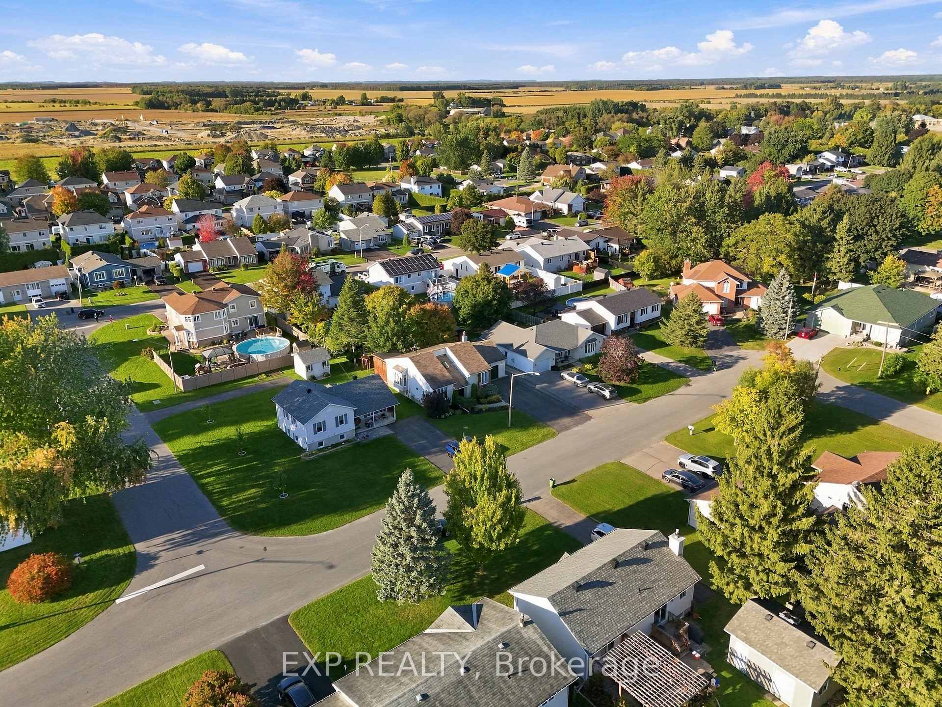 Photo 40 of 47 Albert Street, Russell, Embrun — HOMEH