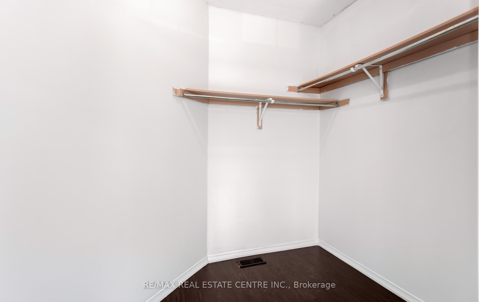 Photo 33 of Unit Upper, 2874 Gardenview Crescent, Mississauga, Central Erin Mills — HOMEH