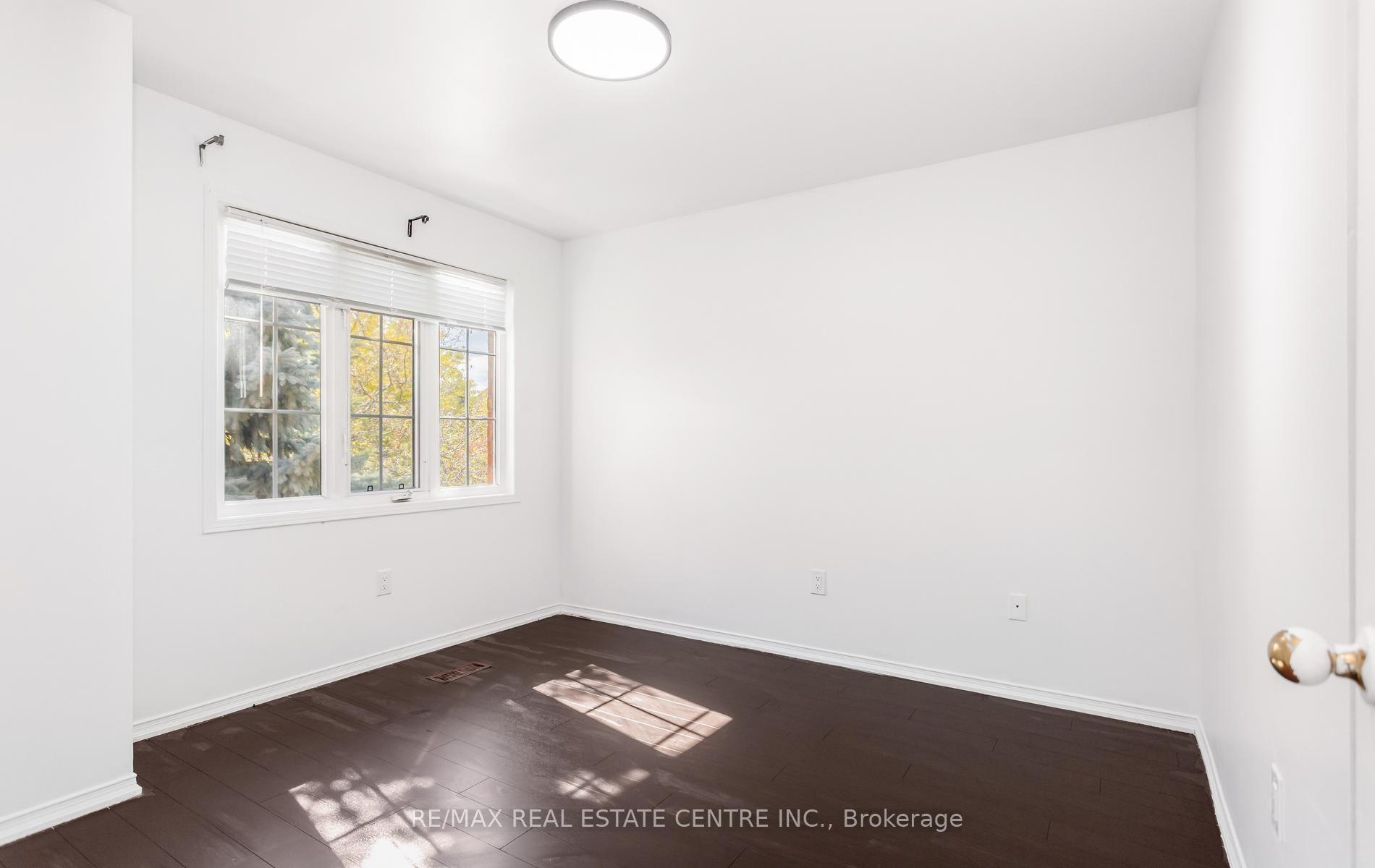 Photo 38 of Unit Upper, 2874 Gardenview Crescent, Mississauga, Central Erin Mills — HOMEH