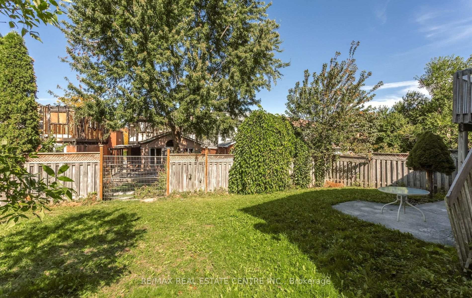 Photo 48 of Unit Upper, 2874 Gardenview Crescent, Mississauga, Central Erin Mills — HOMEH