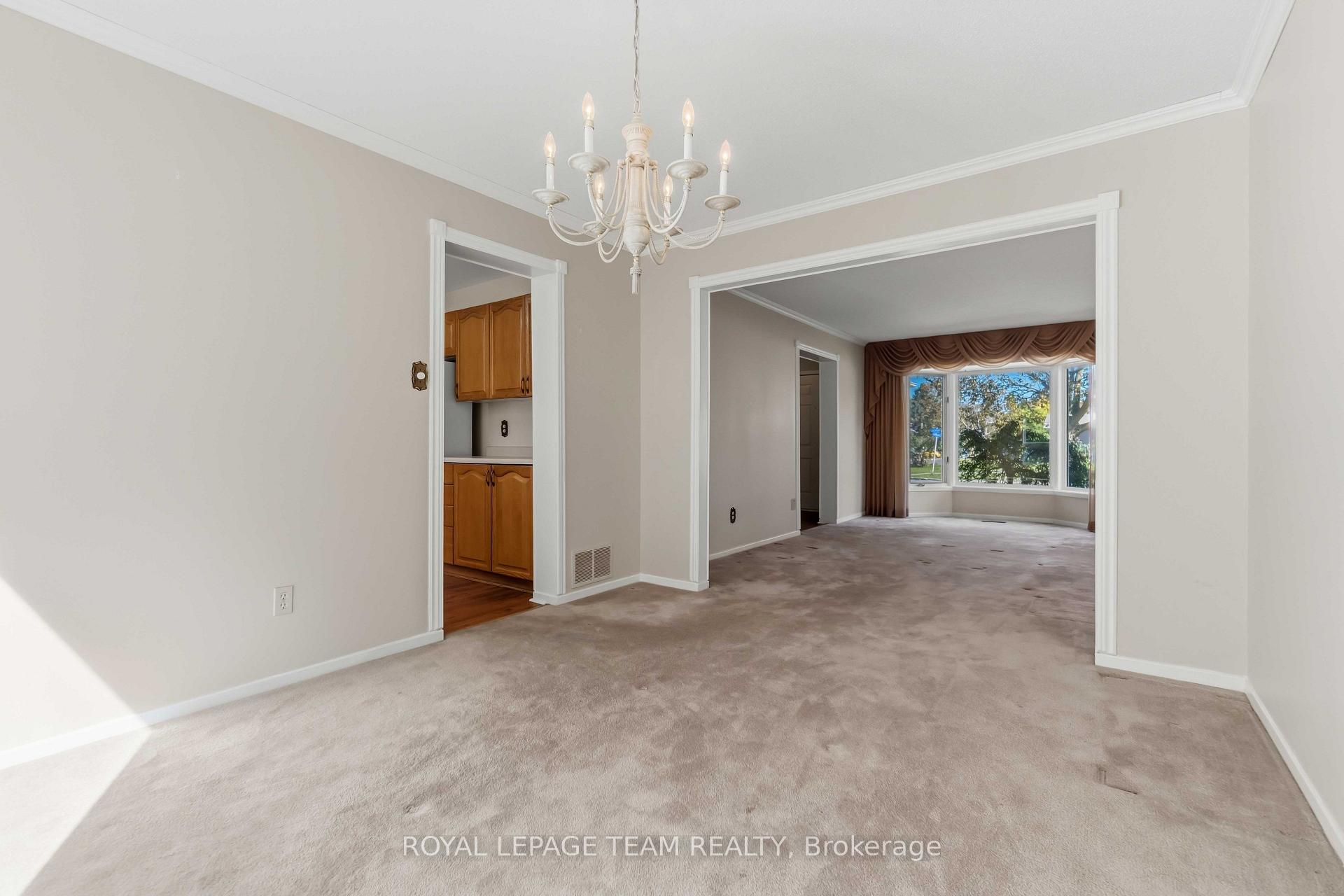 Photo 14 of 1078 Karsh Drive, Ottawa, Hunt Club Park — HOMEH