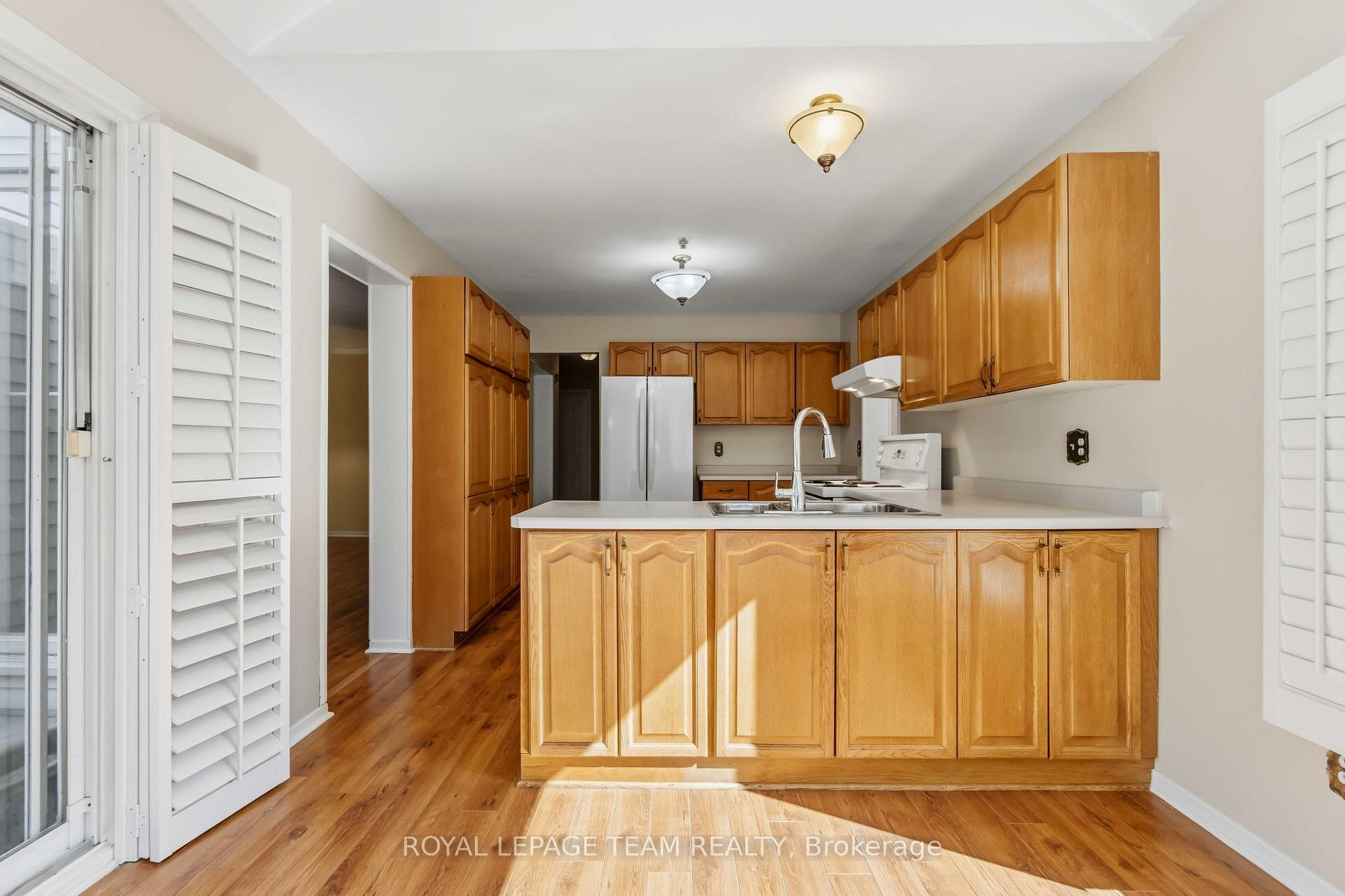Photo 21 of 1078 Karsh Drive, Ottawa, Hunt Club Park — HOMEH