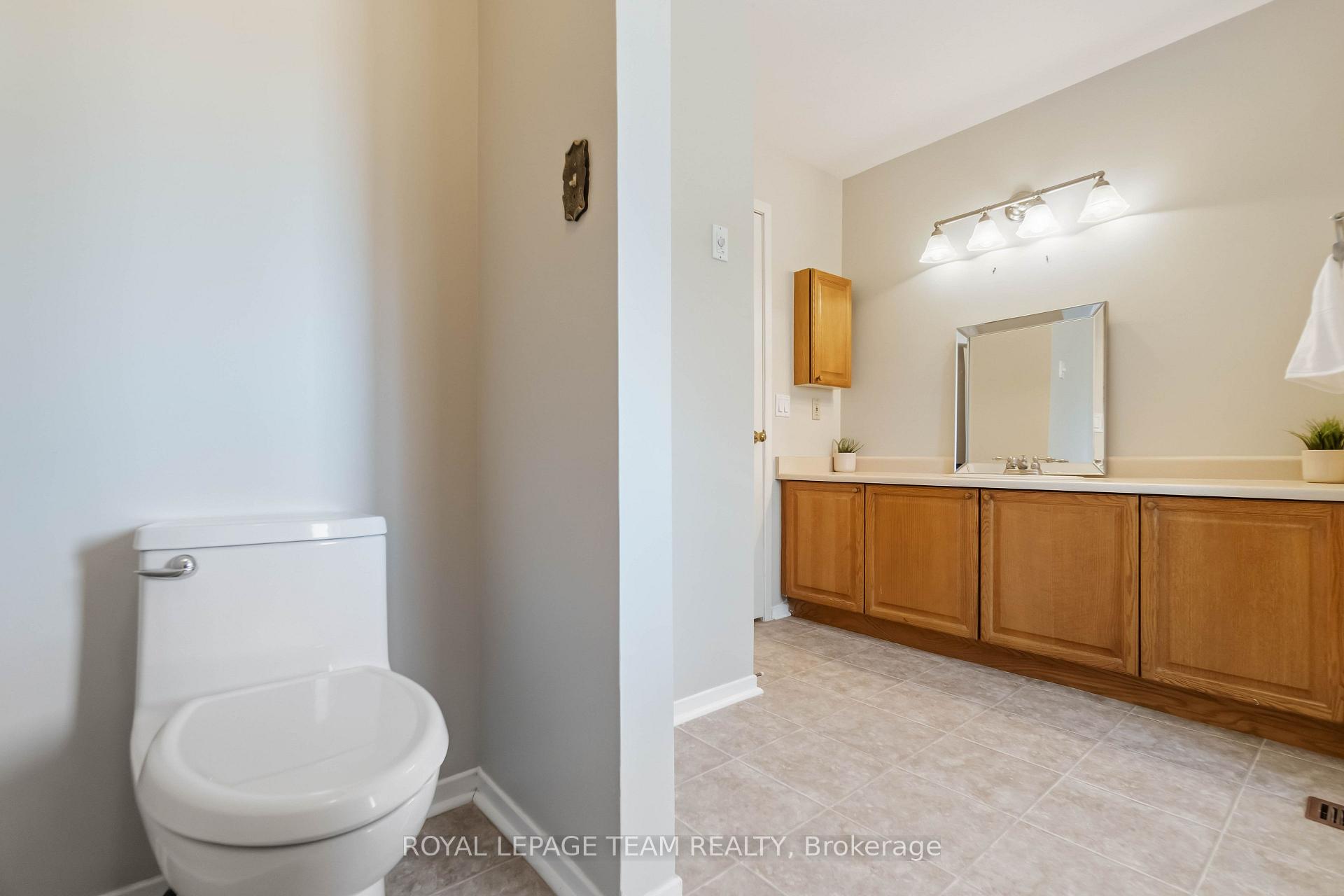 Photo 34 of 1078 Karsh Drive, Ottawa, Hunt Club Park — HOMEH