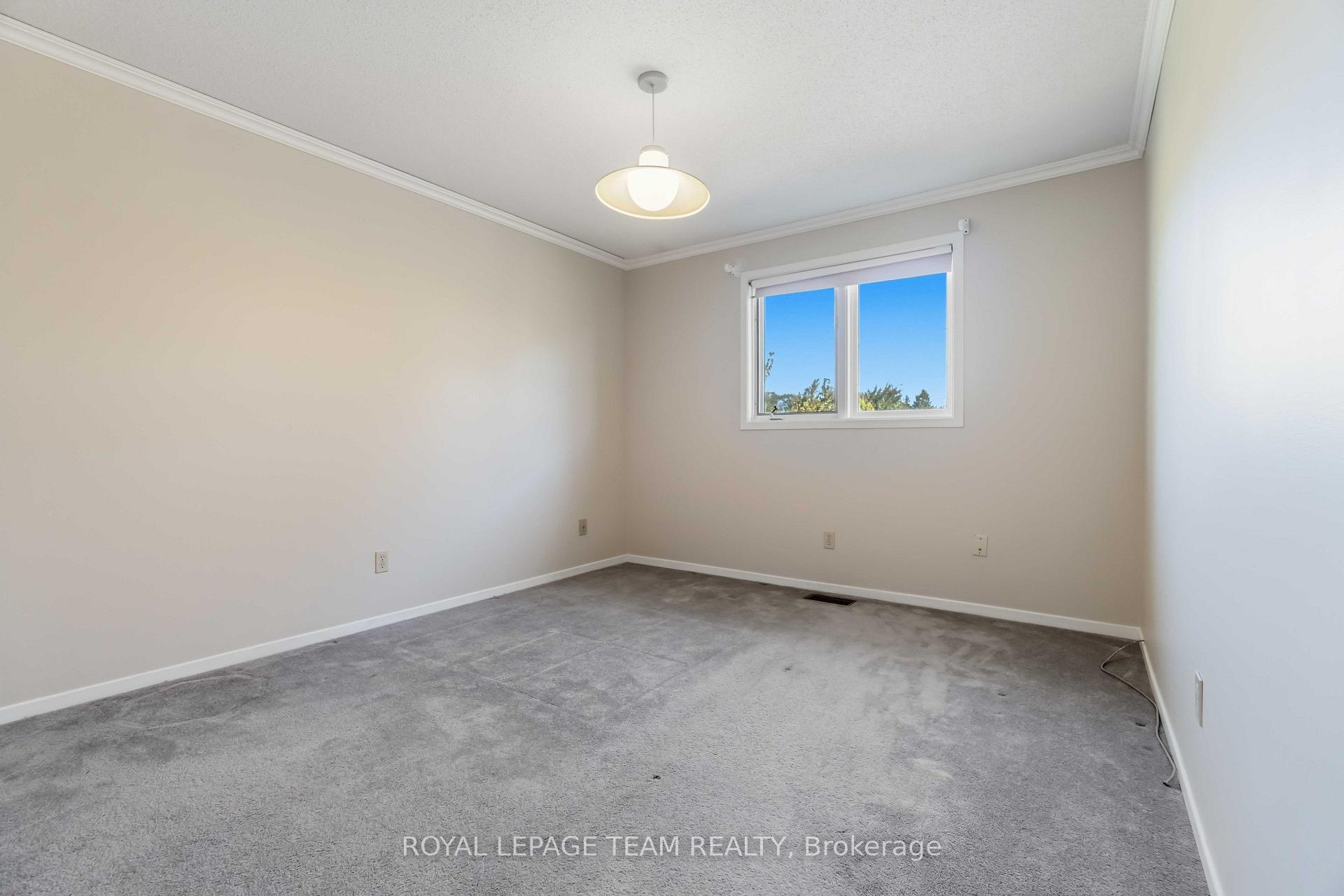 Photo 38 of 1078 Karsh Drive, Ottawa, Hunt Club Park — HOMEH