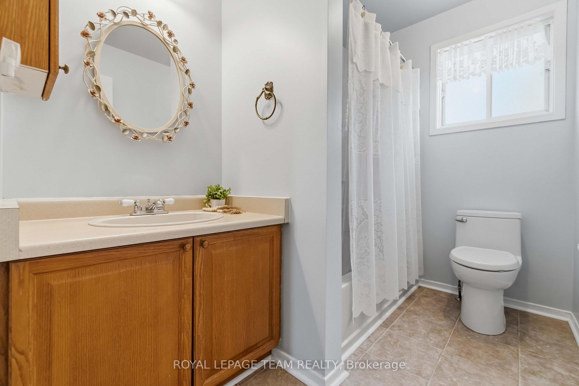Photo 44 of 1078 Karsh Drive, Ottawa, Hunt Club Park — HOMEH