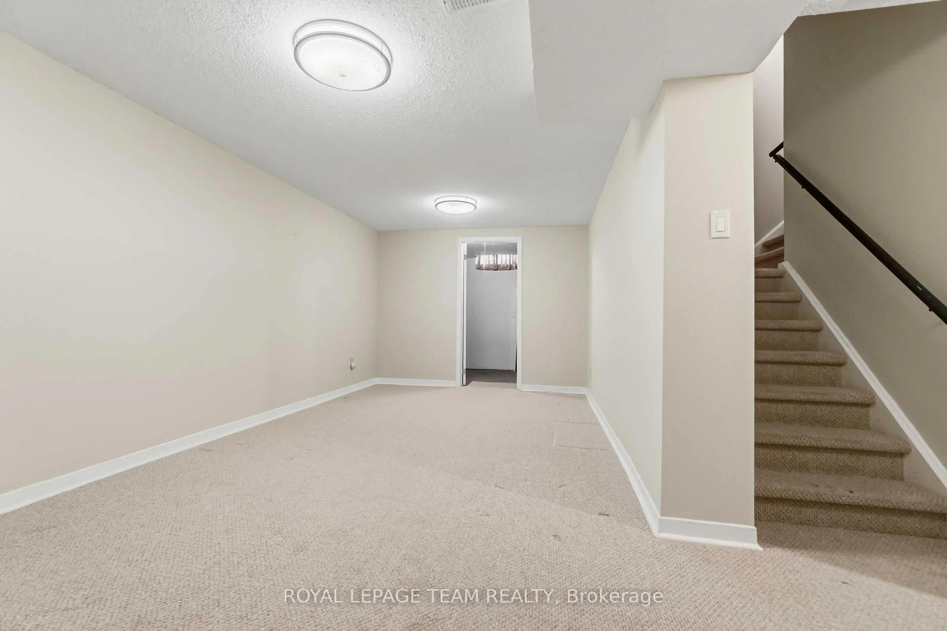 Photo 37 of 1078 Karsh Drive, Ottawa, Hunt Club Park — HOMEH