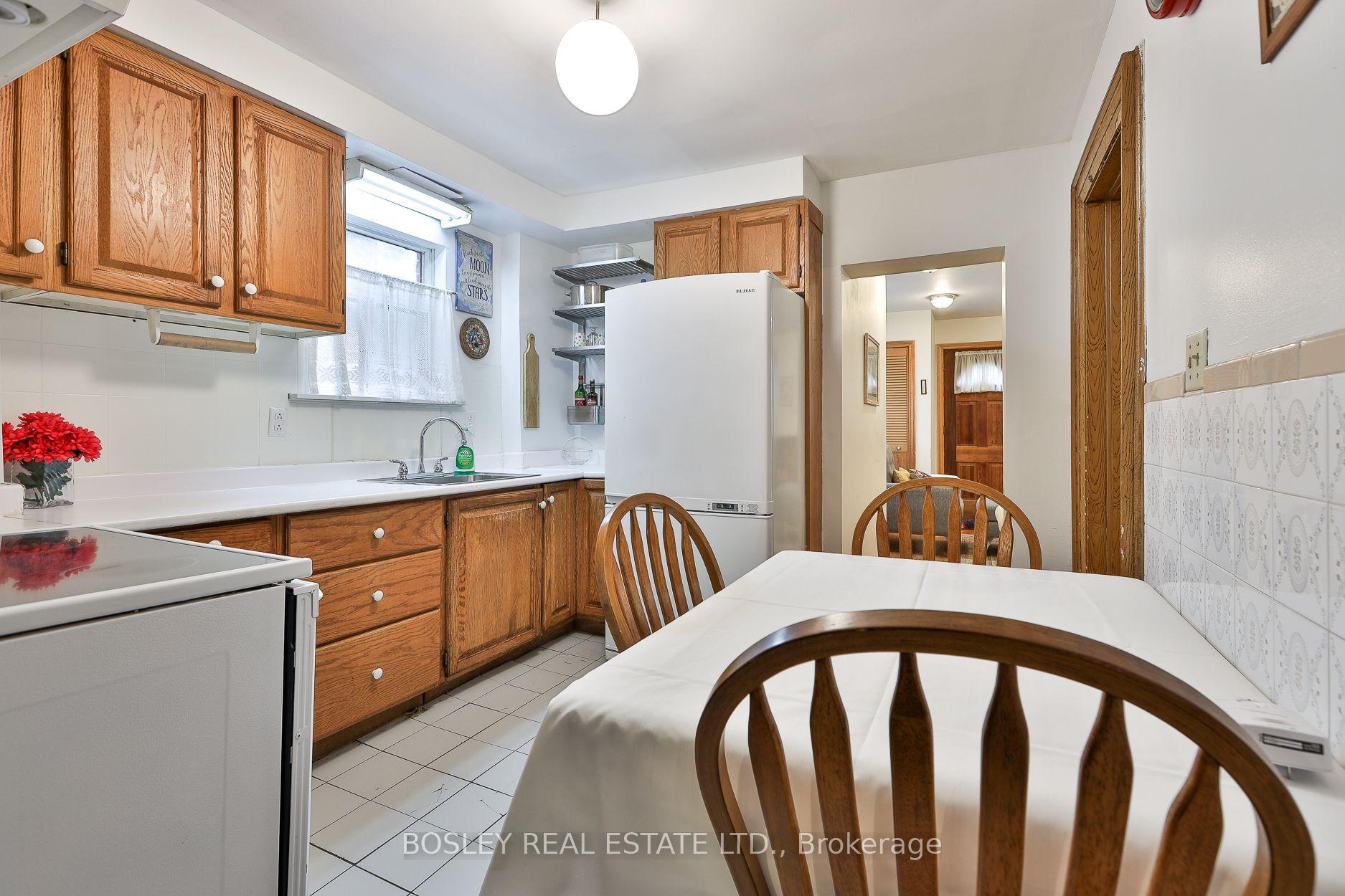 Photo 15 of 528 Soudan Avenue, Toronto, Mount Pleasant East — HOMEH
