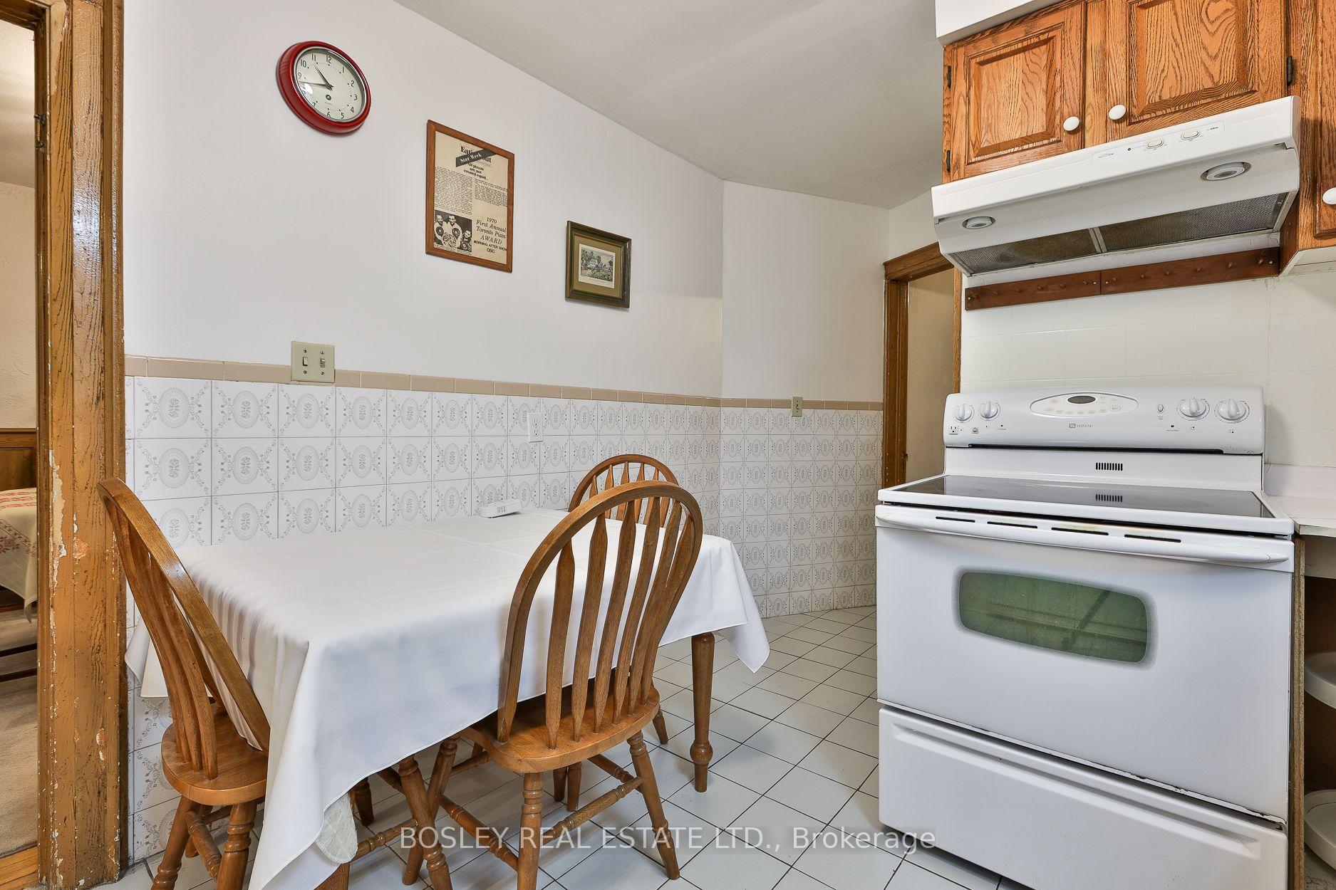 Photo 18 of 528 Soudan Avenue, Toronto, Mount Pleasant East — HOMEH
