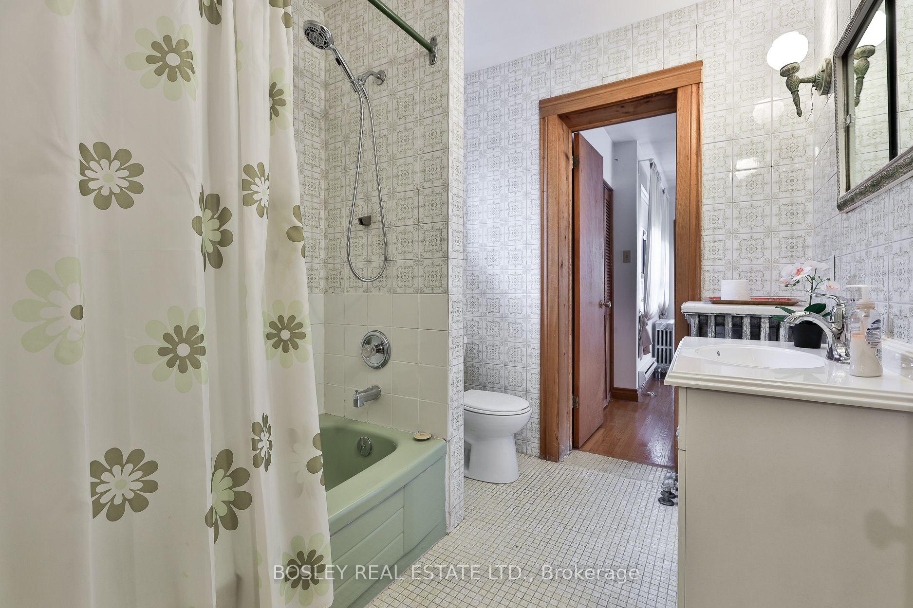 Photo 32 of 528 Soudan Avenue, Toronto, Mount Pleasant East — HOMEH