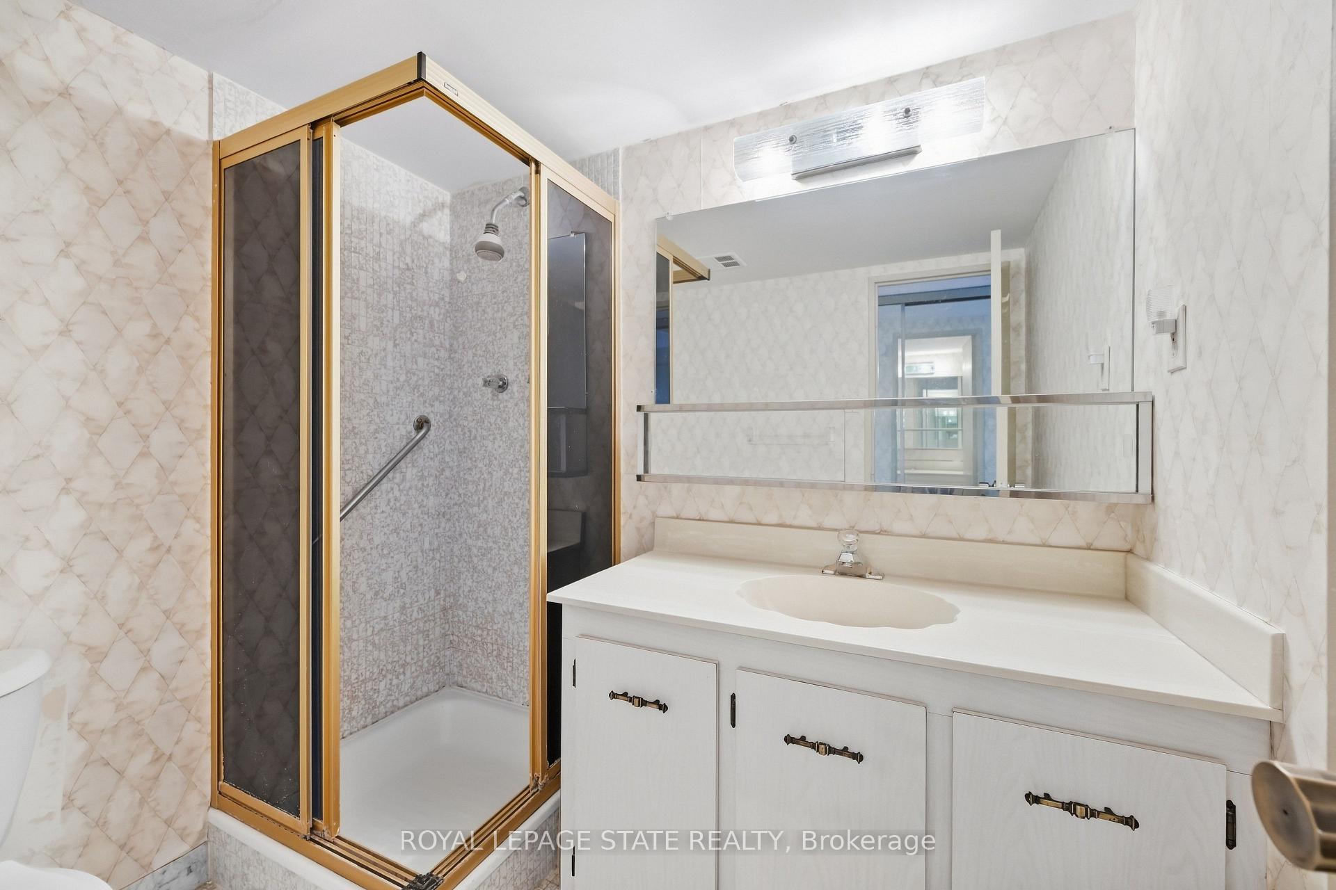 Photo 39 of Unit 803, 120 Duke Street, Hamilton, Durand — HOMEH