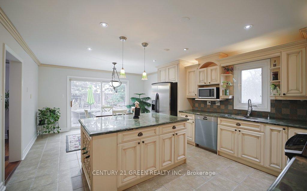Photo 18 of 4635 Beaufort Terrace, Mississauga, Central Erin Mills — HOMEH