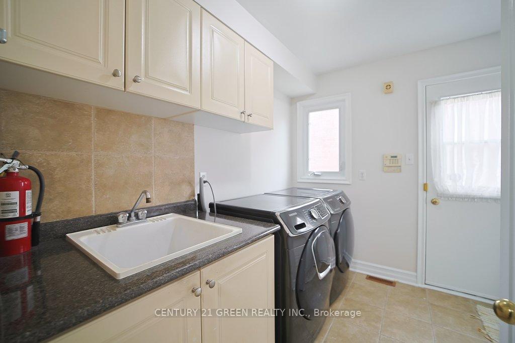 Photo 21 of 4635 Beaufort Terrace, Mississauga, Central Erin Mills — HOMEH