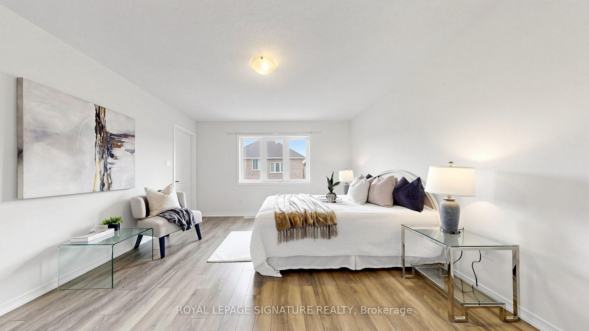 Photo 23 of 492 Queen Mary Drive, Brampton, Northwest Brampton — HOMEH