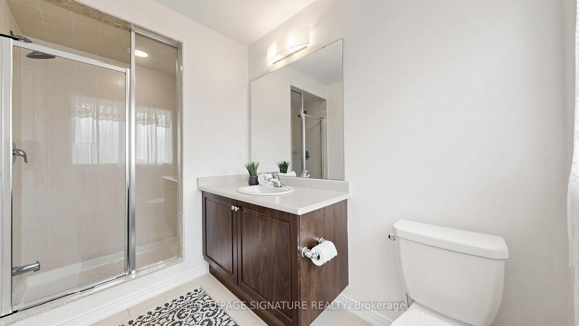 Photo 25 of 492 Queen Mary Drive, Brampton, Northwest Brampton — HOMEH