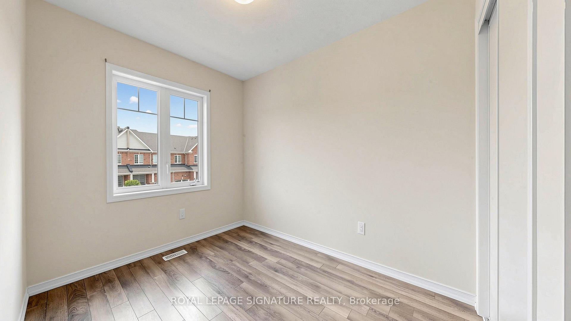 Photo 32 of 492 Queen Mary Drive, Brampton, Northwest Brampton — HOMEH