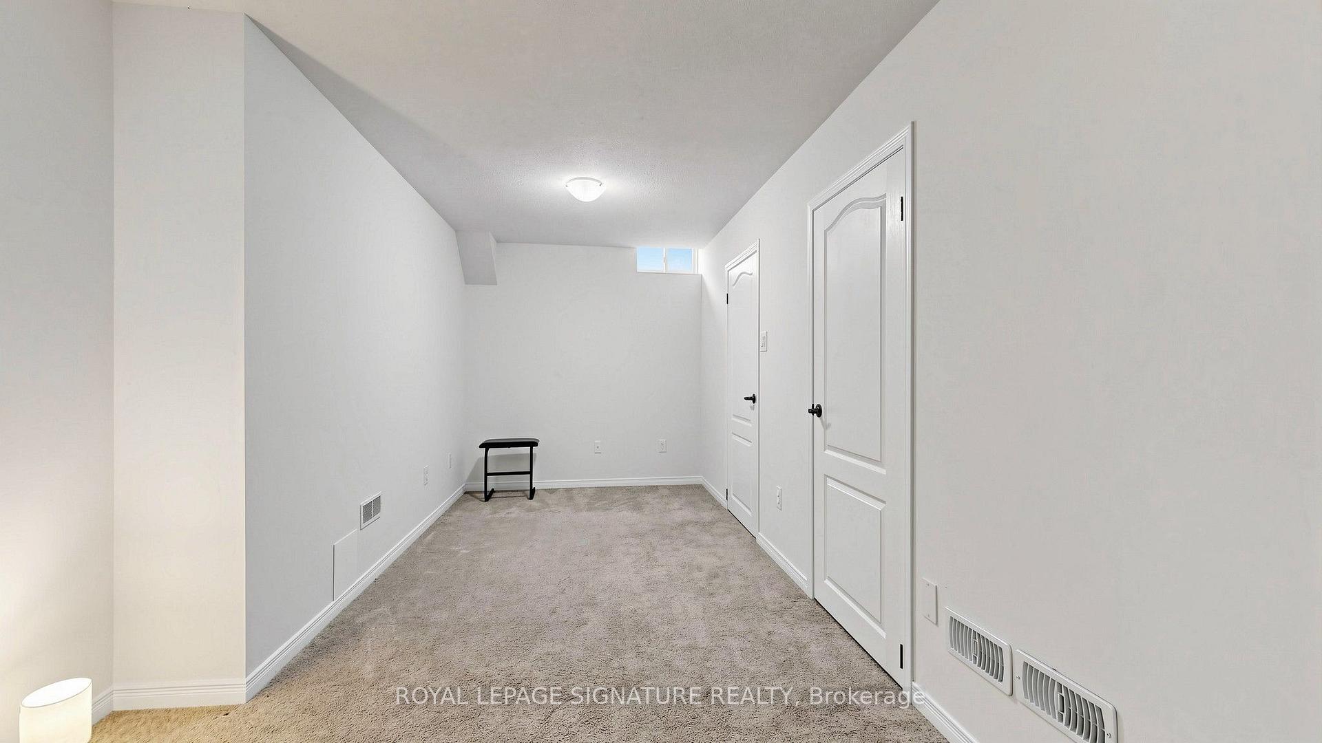 Photo 35 of 492 Queen Mary Drive, Brampton, Northwest Brampton — HOMEH