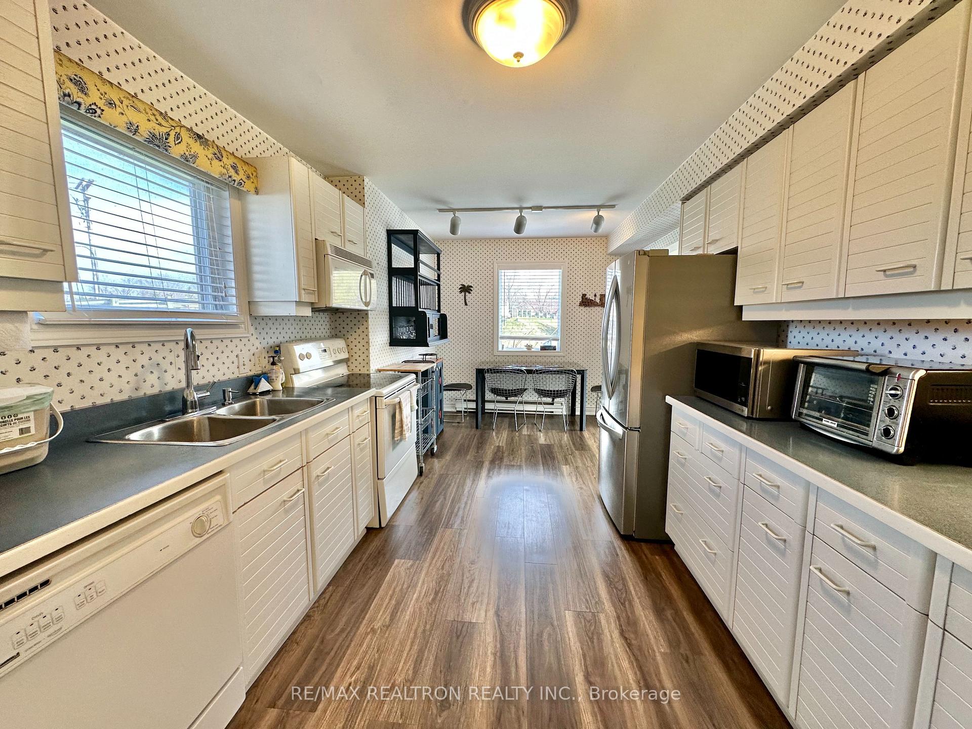 Photo 7 of 76 Poplar Crescent, Ramara, Rural Ramara — HOMEH