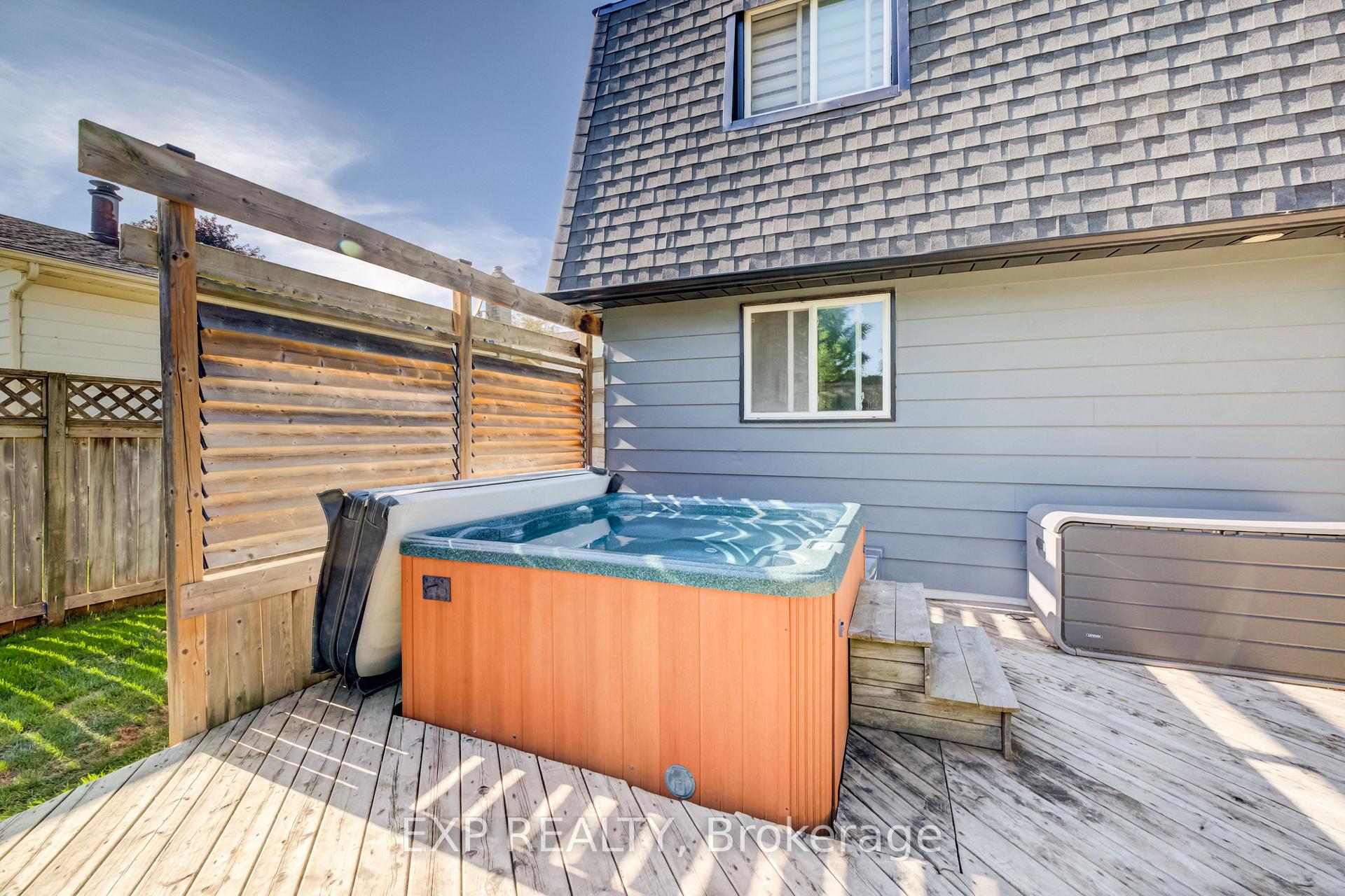 Photo 24 of 80 Glen Lake Crescent, Kitchener, Forest Heights — HOMEH