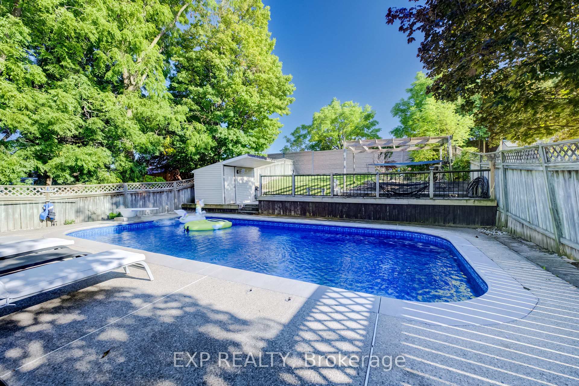 Photo 27 of 80 Glen Lake Crescent, Kitchener, Forest Heights — HOMEH