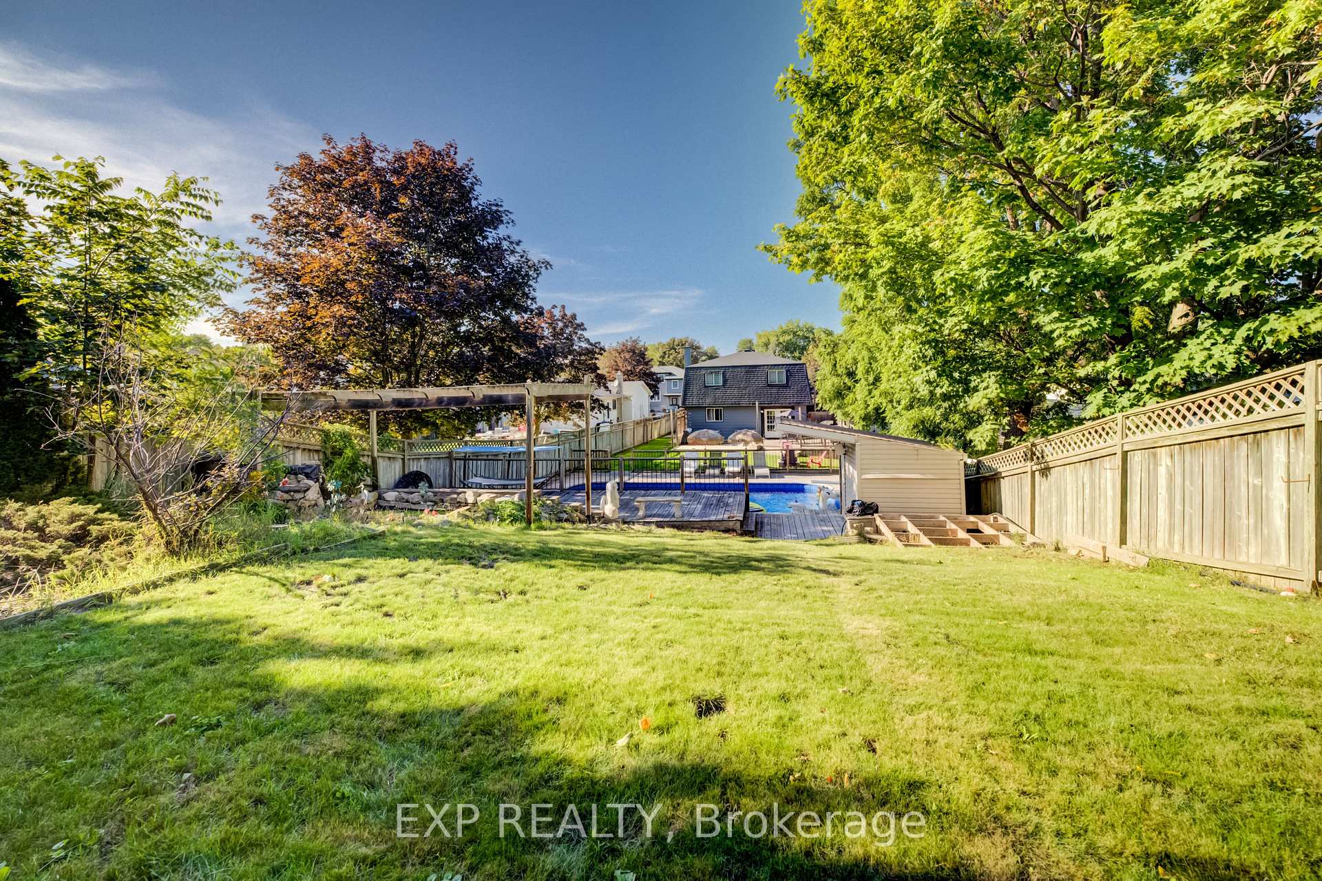 Photo 29 of 80 Glen Lake Crescent, Kitchener, Forest Heights — HOMEH