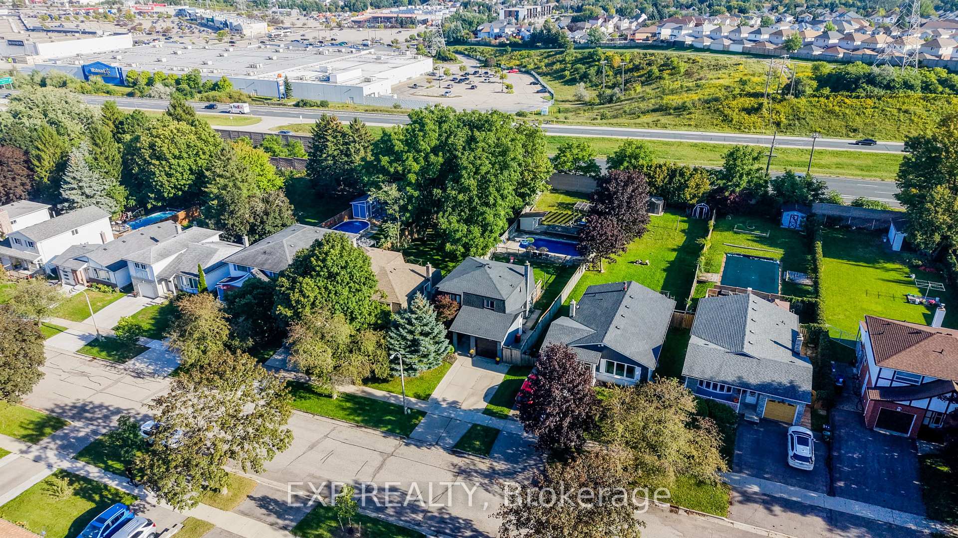 Photo 32 of 80 Glen Lake Crescent, Kitchener, Forest Heights — HOMEH