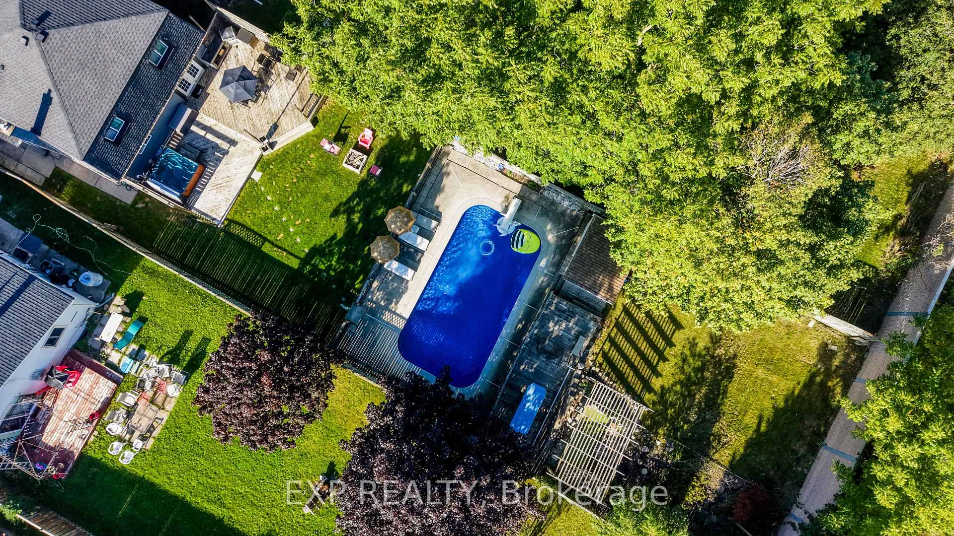 Photo 33 of 80 Glen Lake Crescent, Kitchener, Forest Heights — HOMEH