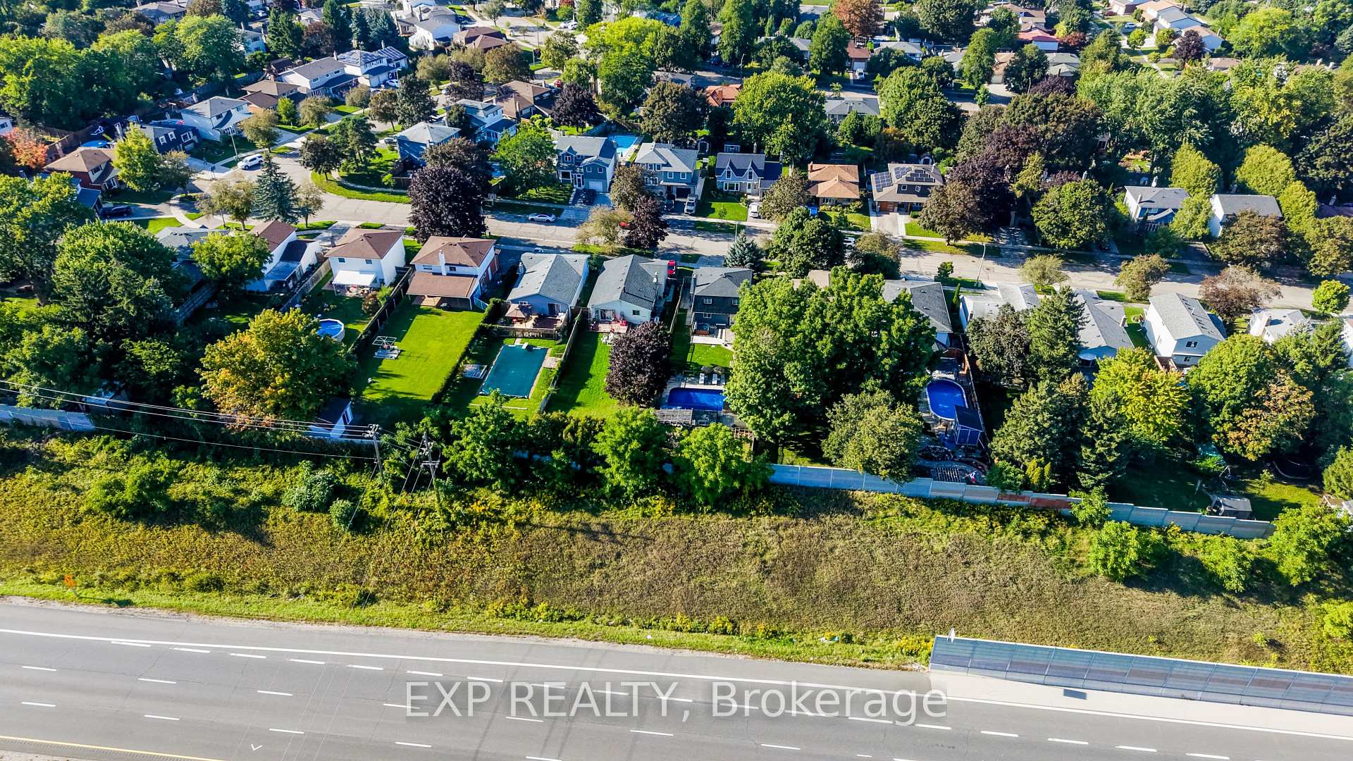 Photo 35 of 80 Glen Lake Crescent, Kitchener, Forest Heights — HOMEH