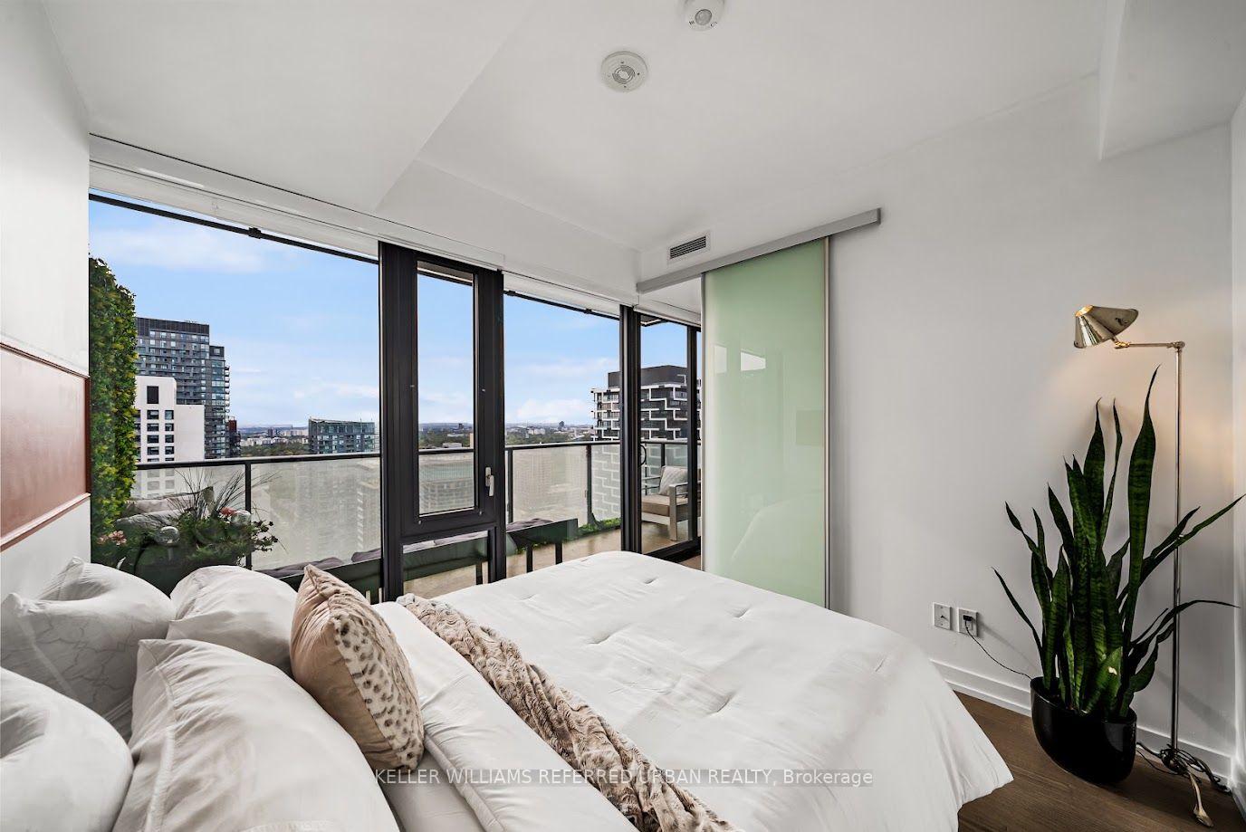 Photo 13 of Unit 4102, 161 Roehampton Avenue W, Toronto, Mount Pleasant West — HOMEH