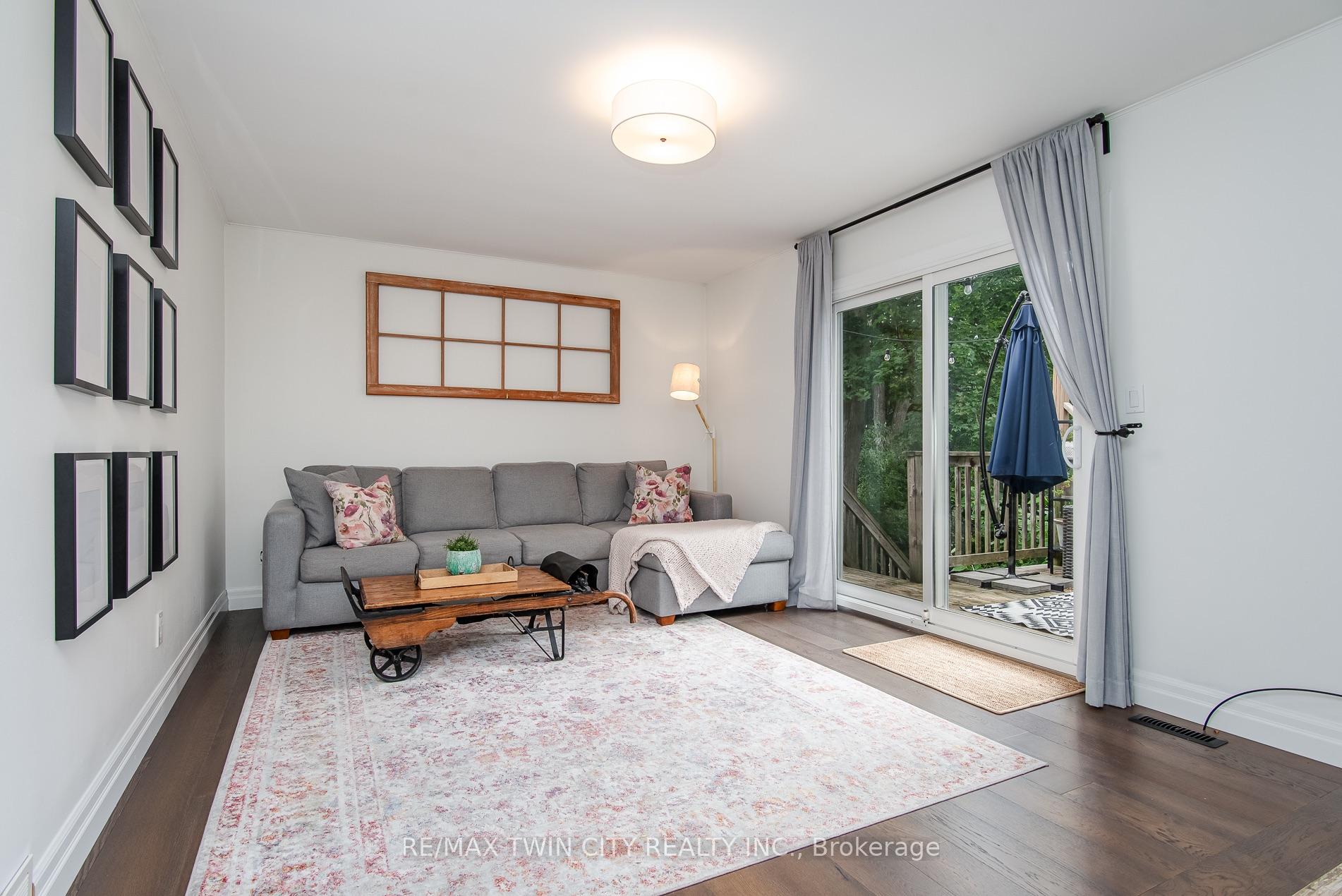 Photo 25 of 51 Murrayhill Court, Kitchener, Alpine — HOMEH