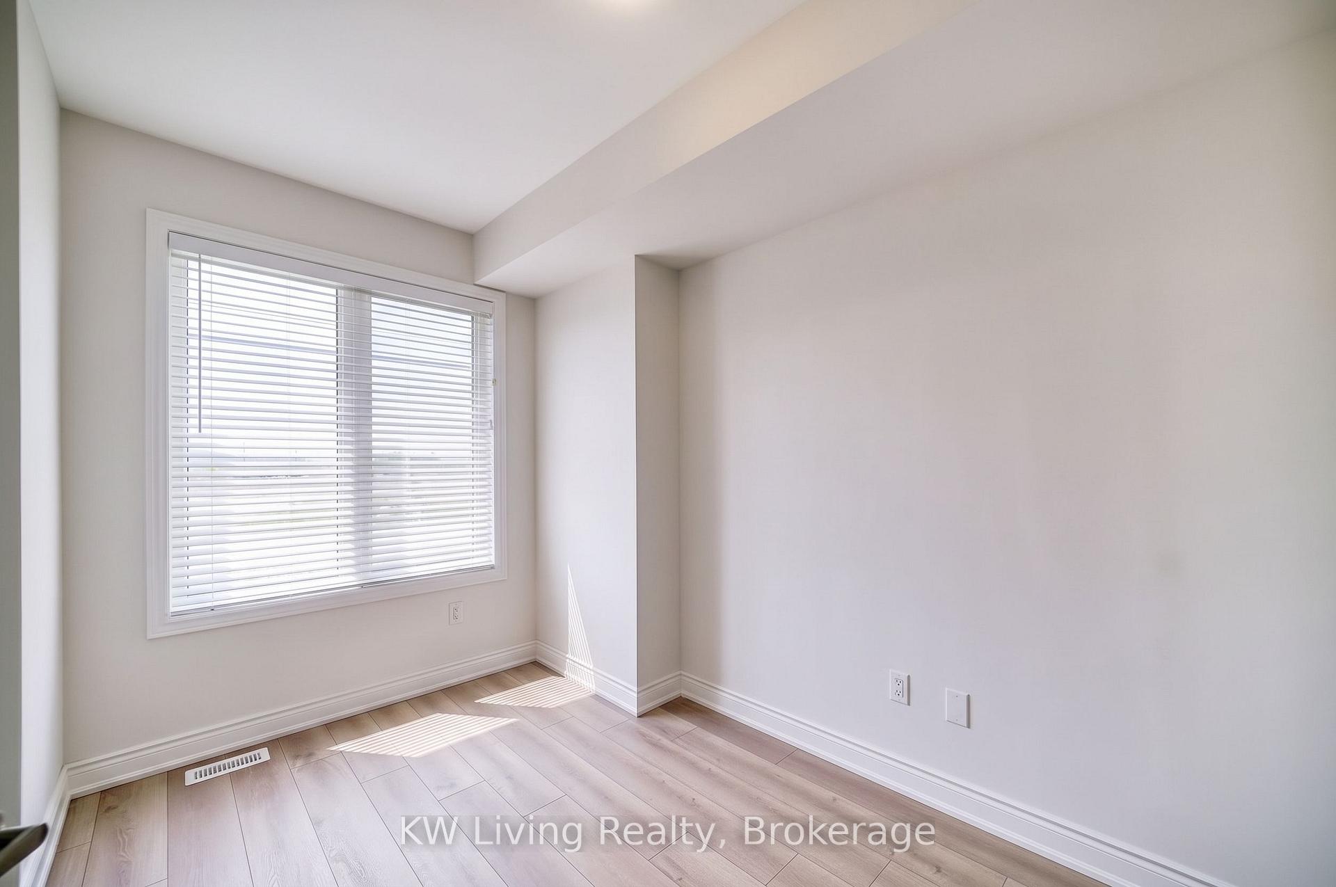 Photo 4 of 3301 Sixth Line, Oakville, Glenorchy — HOMEH