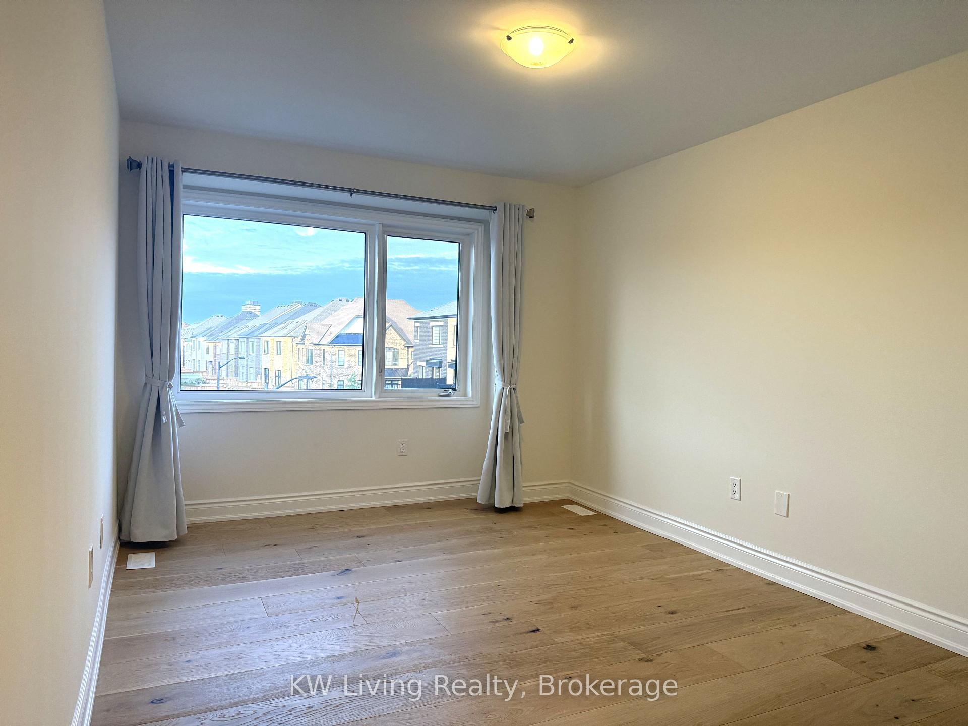 Photo 16 of 3301 Sixth Line, Oakville, Glenorchy — HOMEH
