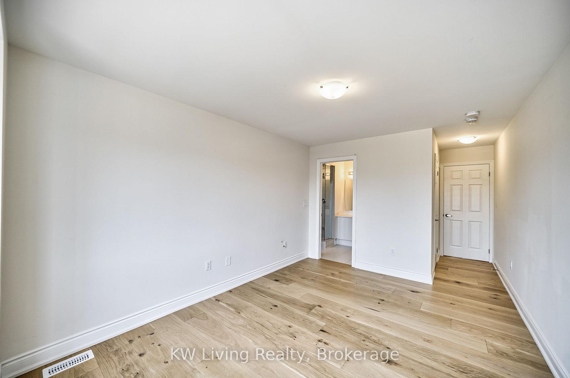 Photo 17 of 3301 Sixth Line, Oakville, Glenorchy — HOMEH