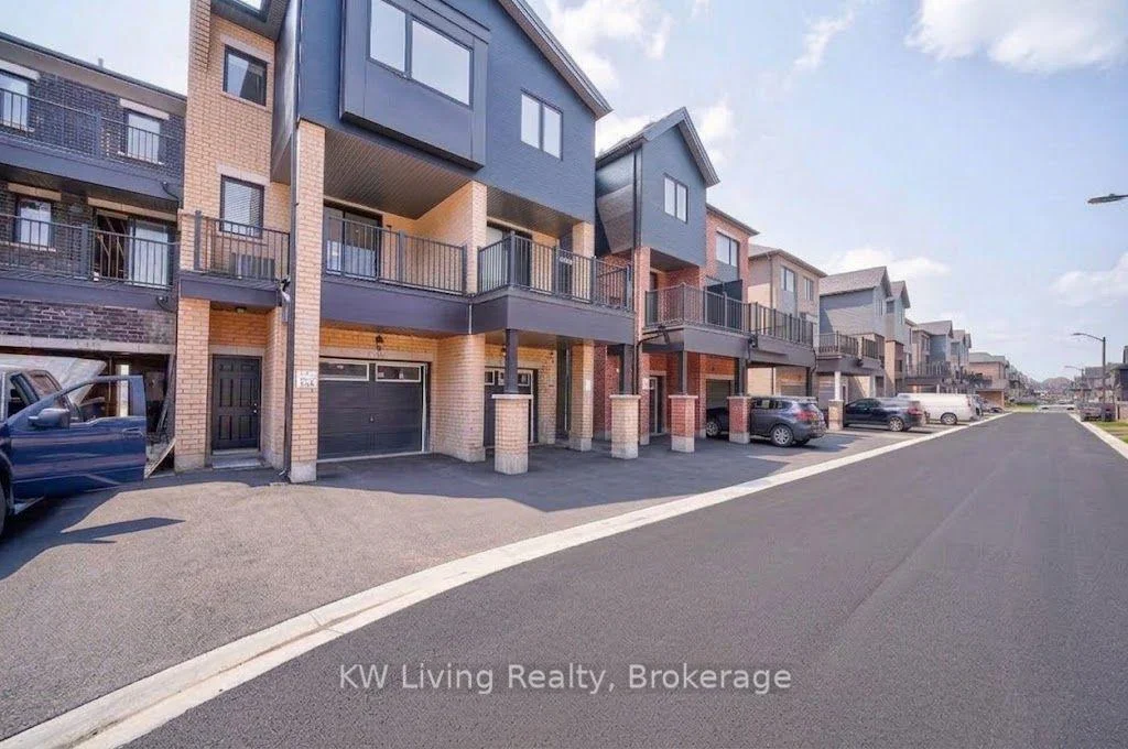 Photo 28 of 3301 Sixth Line, Oakville, Glenorchy — HOMEH
