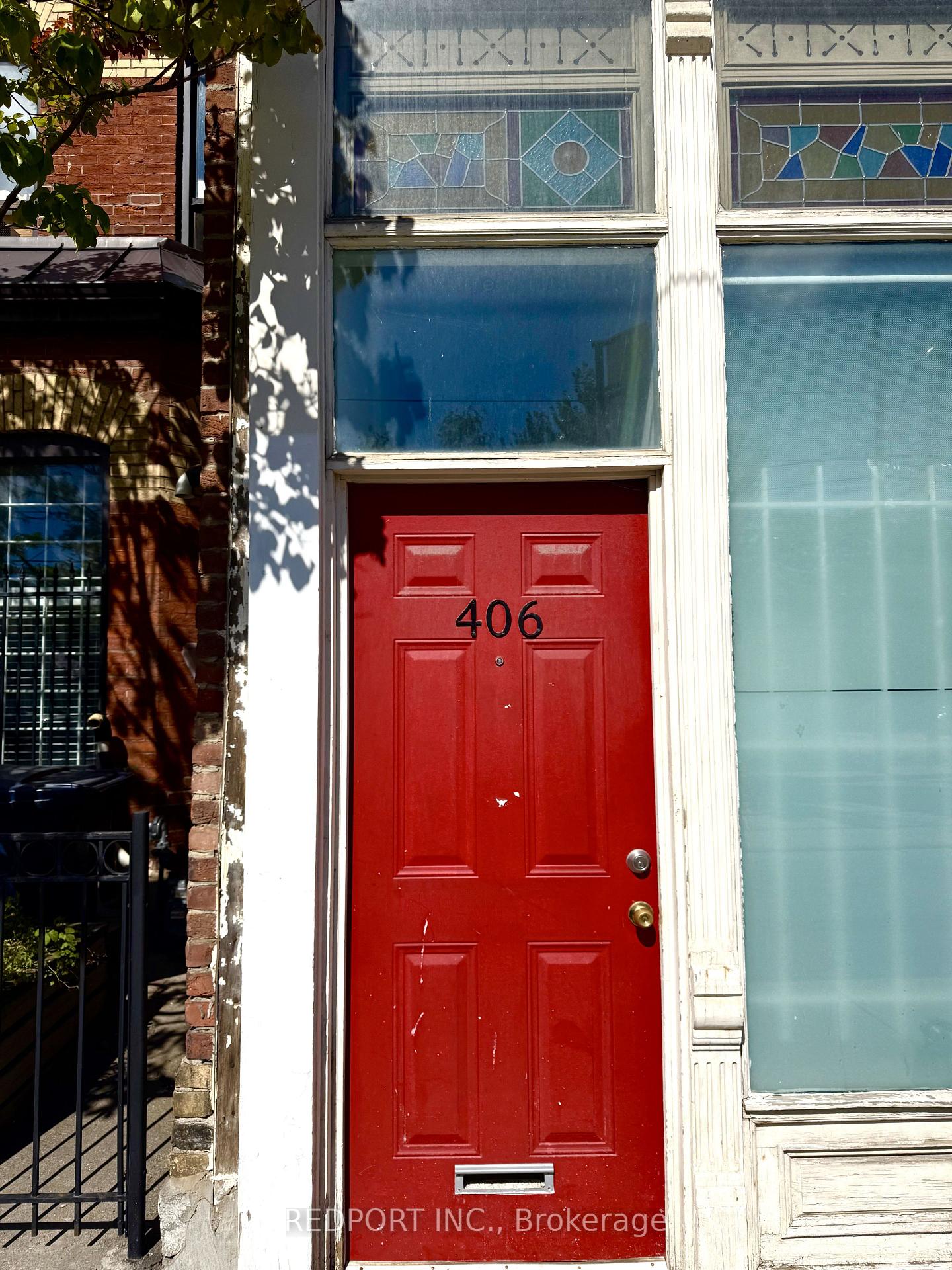 Photo of Unit 1, 406 Dundas Street E