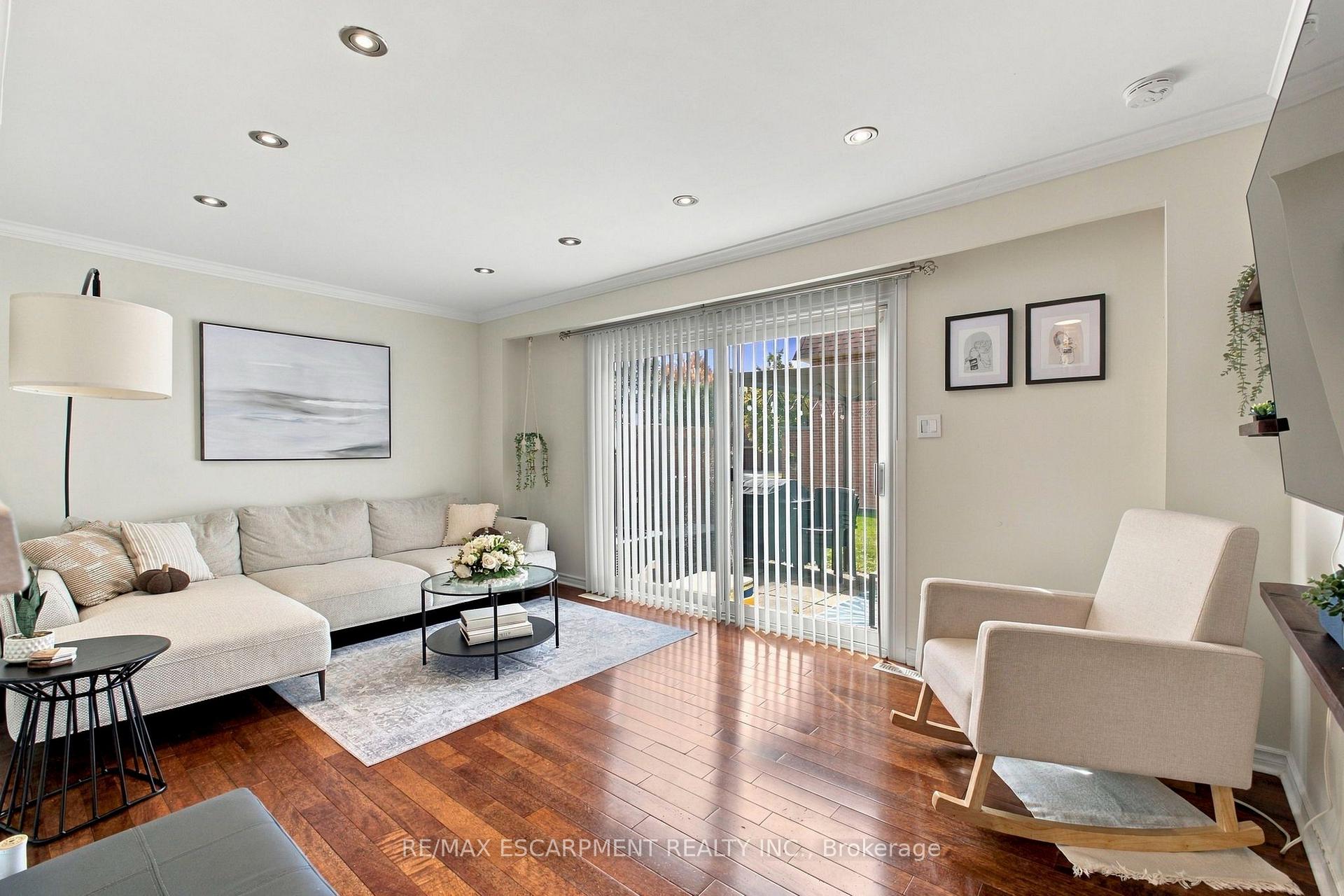 Photo 5 of Unit 59, 371 Bronte Street S, Milton, Old Milton — HOMEH