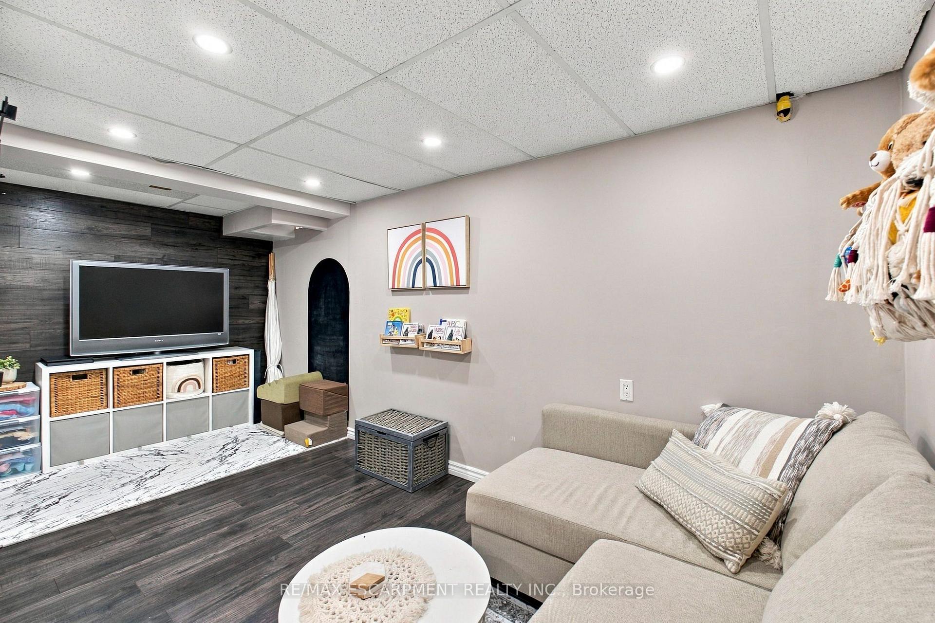 Photo 21 of Unit 59, 371 Bronte Street S, Milton, Old Milton — HOMEH
