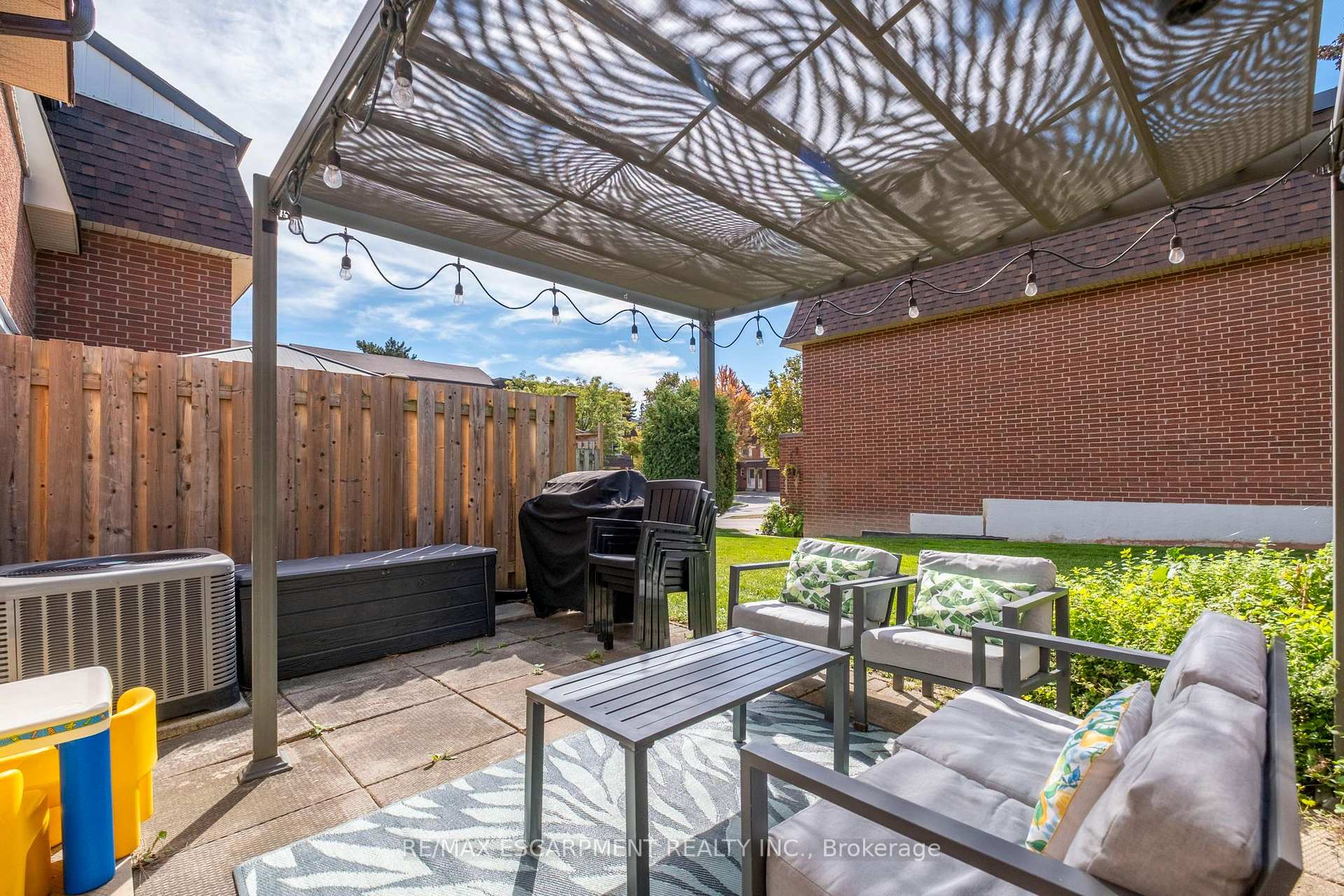 Photo 27 of Unit 59, 371 Bronte Street S, Milton, Old Milton — HOMEH