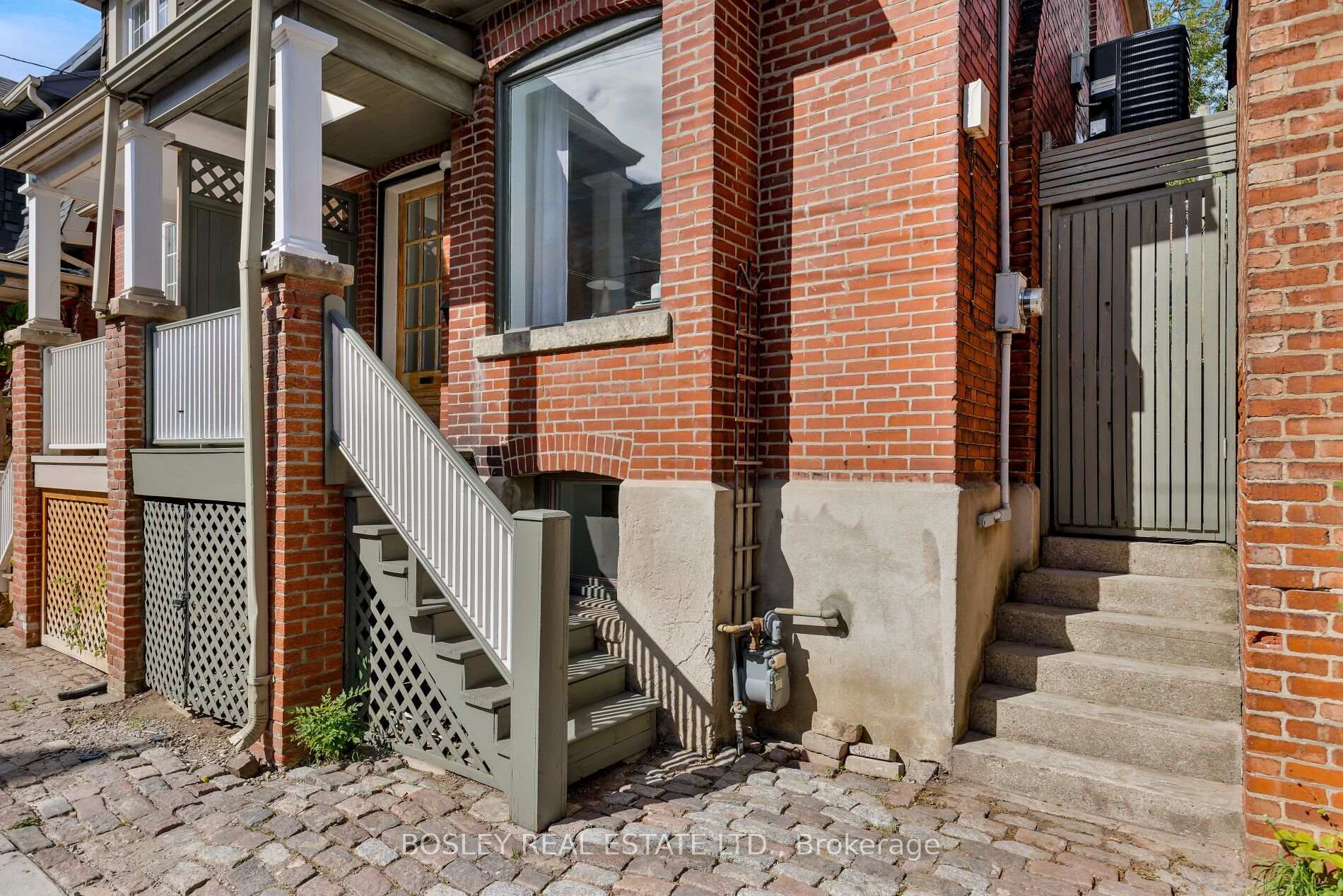Photo 3 of 18 Virtue Street, Toronto, Roncesvalles — HOMEH