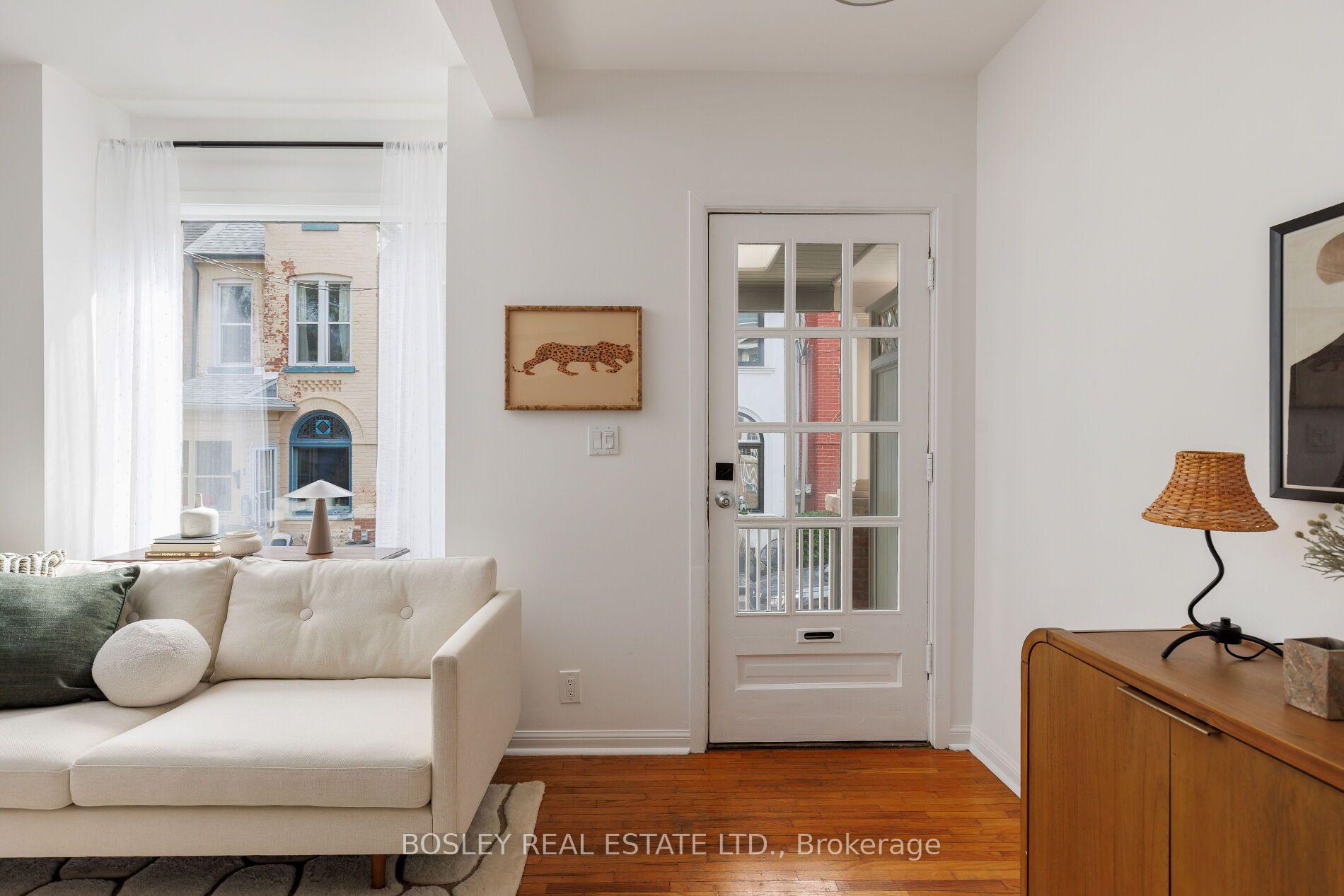 Photo 5 of 18 Virtue Street, Toronto, Roncesvalles — HOMEH