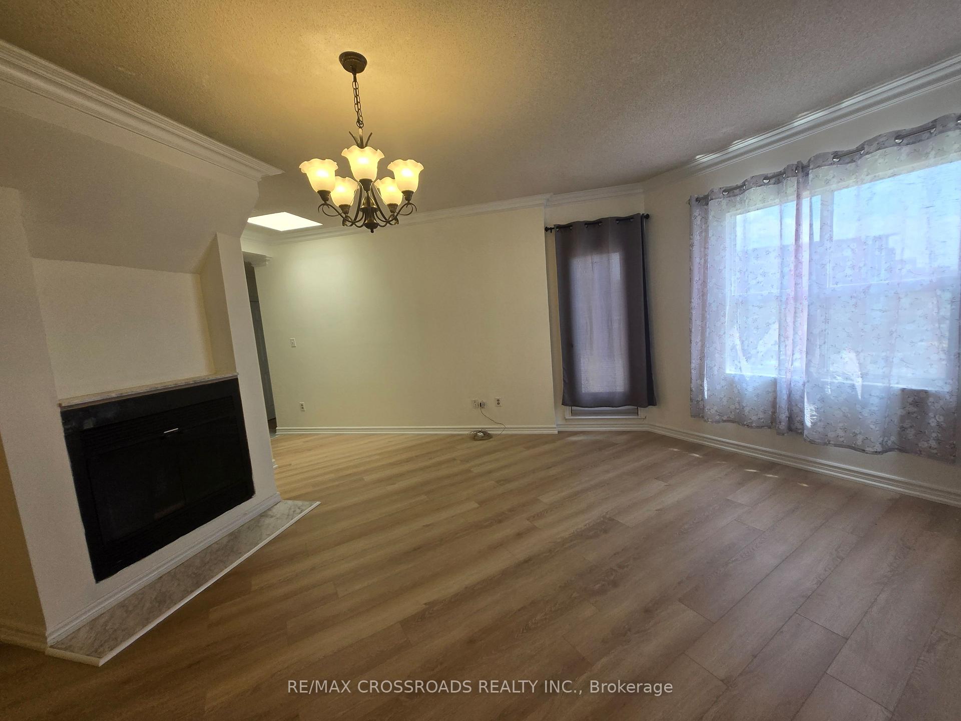 Photo 5 of Unit PH02, 9 Chalmers Road, Richmond Hill, Doncrest — HOMEH
