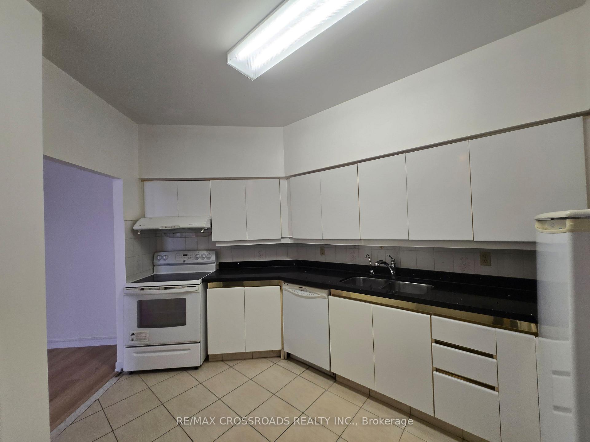 Photo 12 of Unit PH02, 9 Chalmers Road, Richmond Hill, Doncrest — HOMEH