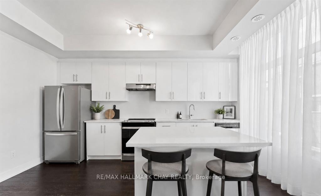 Photo 7 of Unit 227, 9570 Islington Avenue, Vaughan, Sonoma Heights — HOMEH
