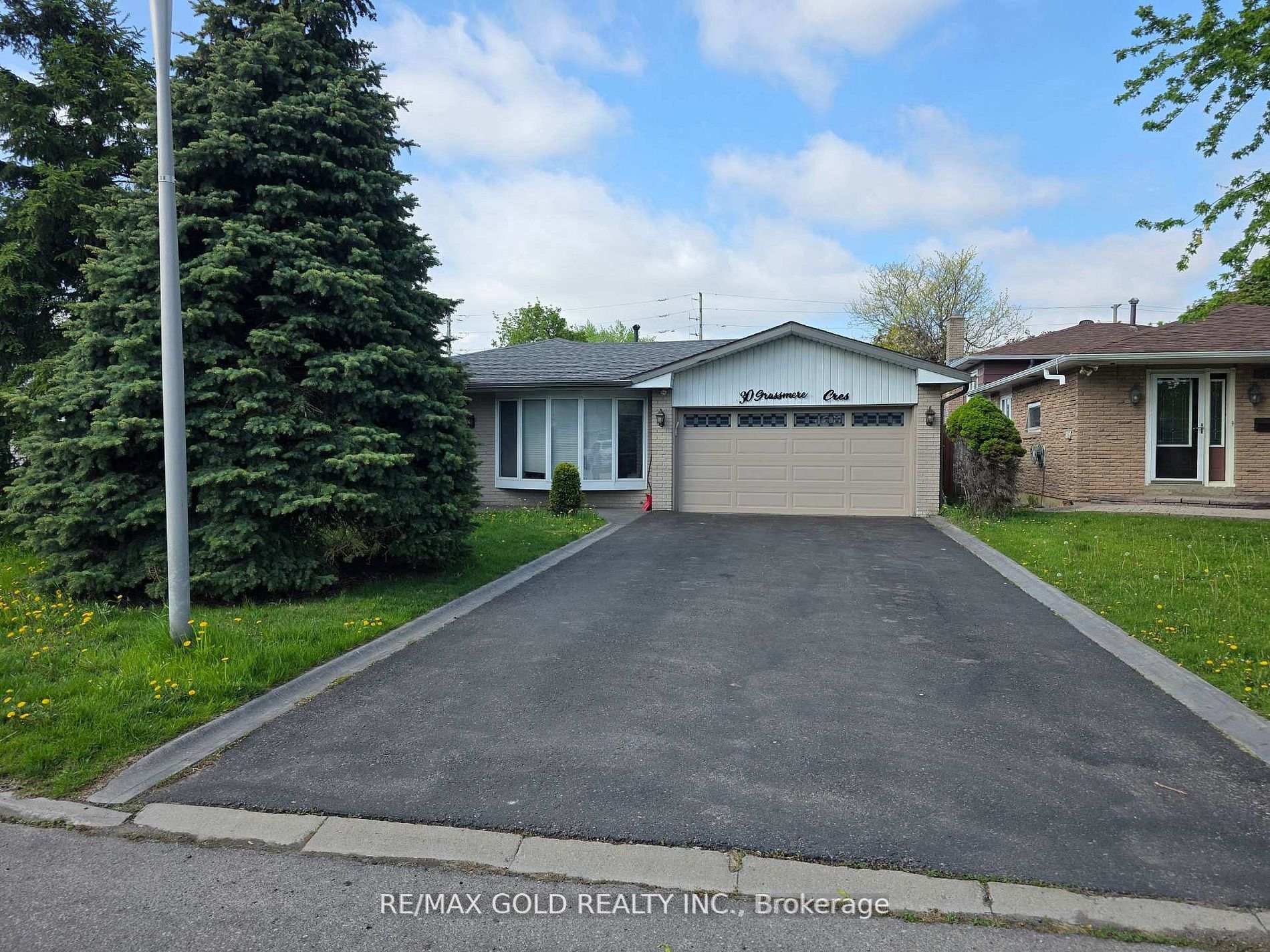 Photo of 30 Grassmere Crescent